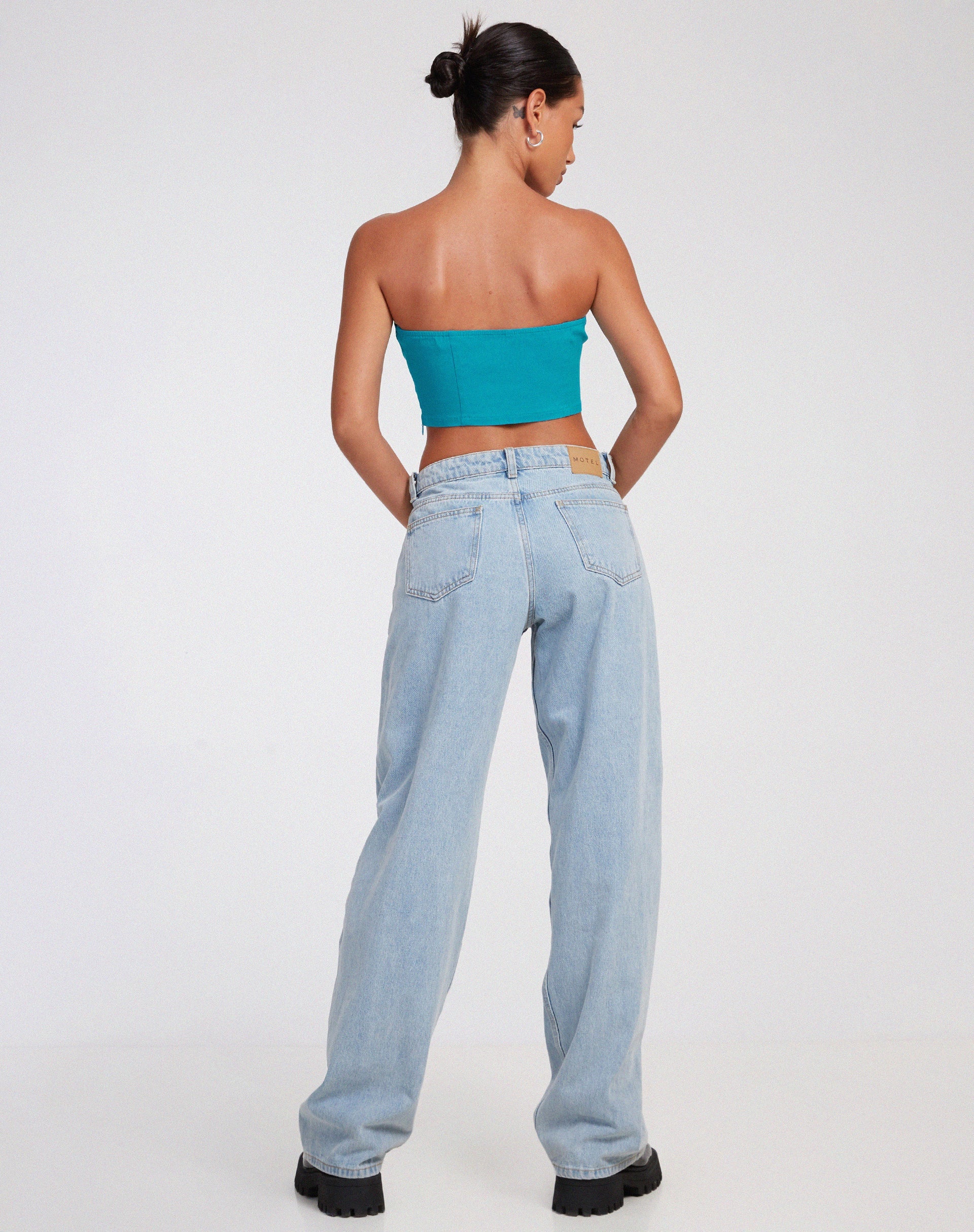 imagen de Danela Bandeau Top en Tailoring Azure Blue