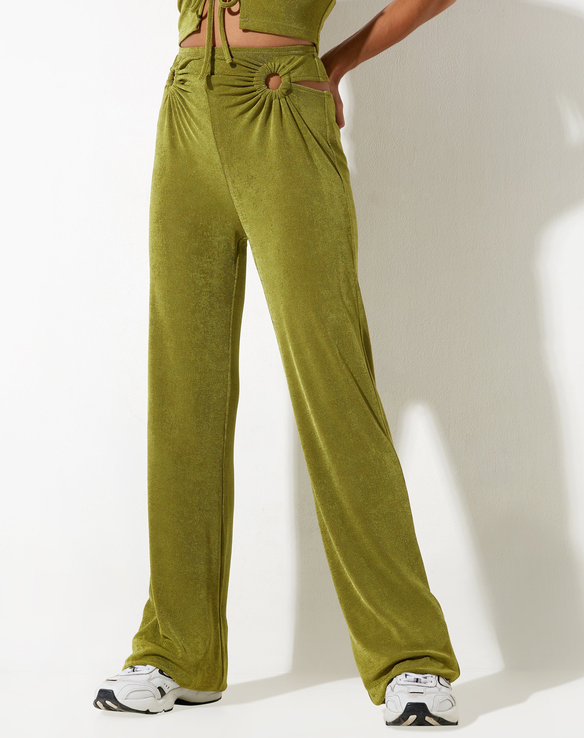 imagen de Sesaot Flare Trouser en Crepe Lima