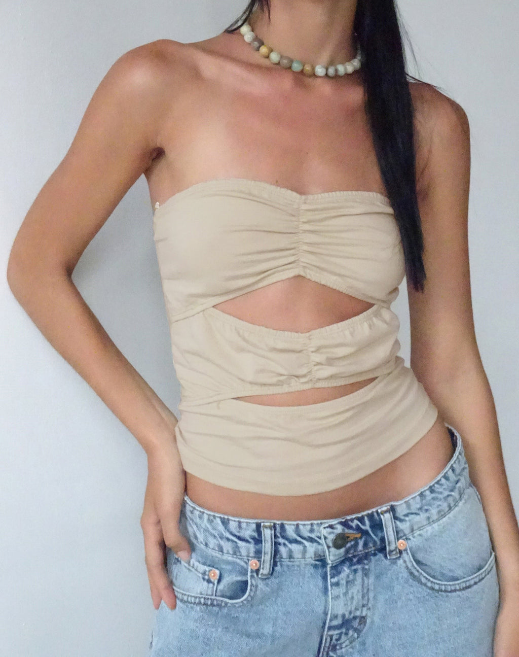 MOTEL X JACQUIE Dayu Bandeau Crop Top en Leche de Coco