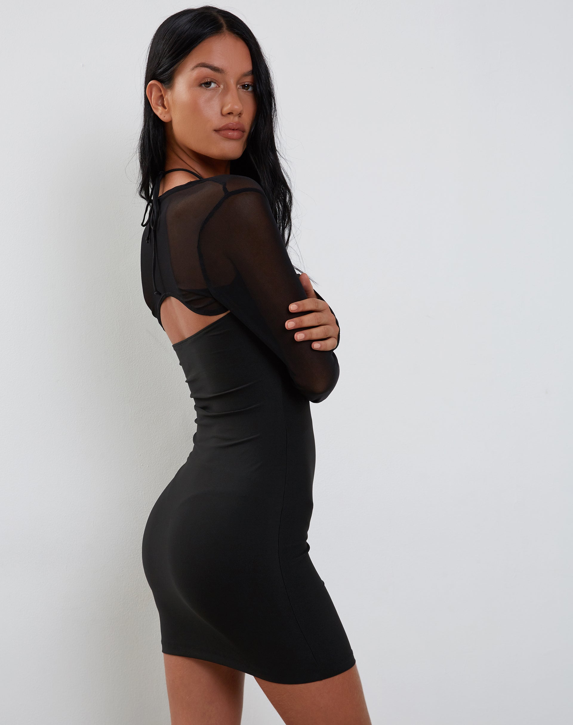 Imagen de Deluna Minivestido de manga larga en licra negro