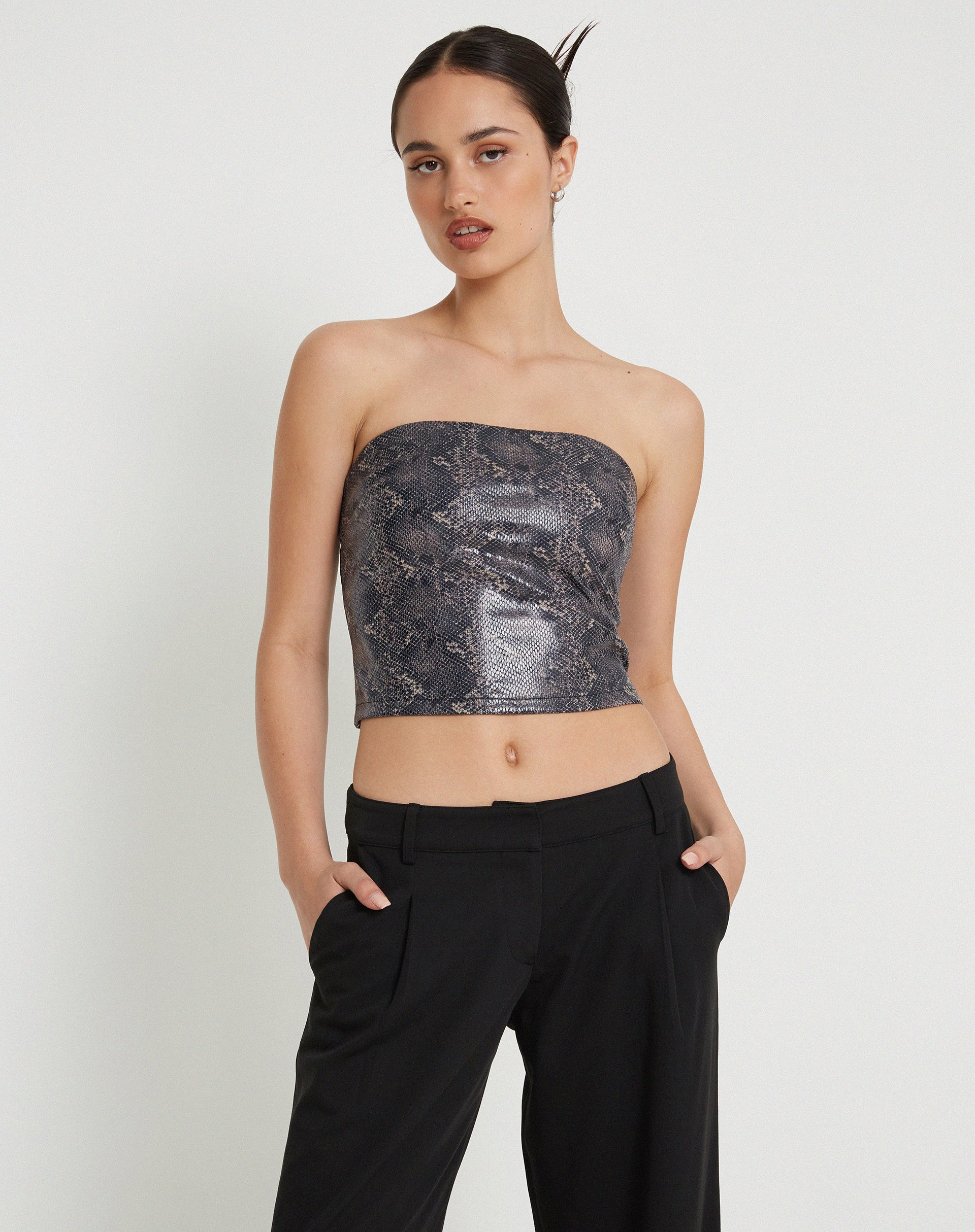Imagen de Dena bandeau Top en PU Piel de Serpiente Tan