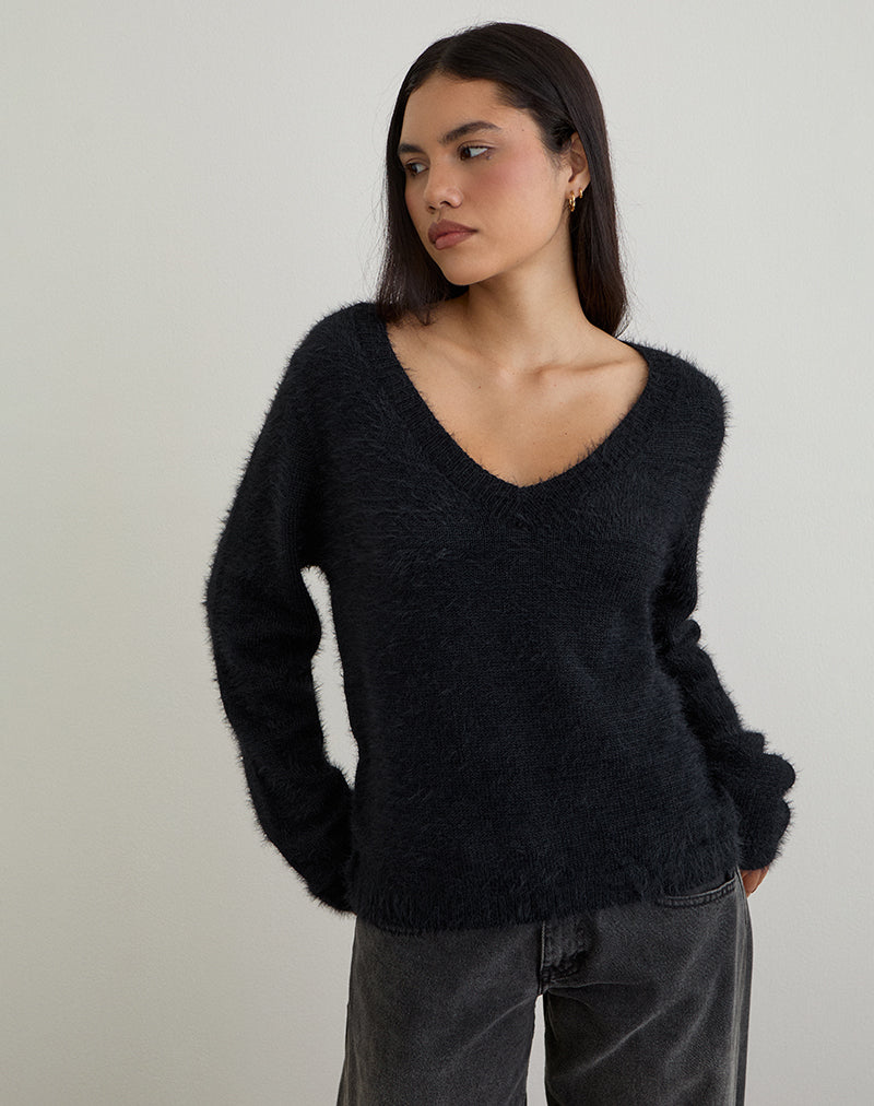 Imagen de Dikara Jumper with Scarf in Knit Negro