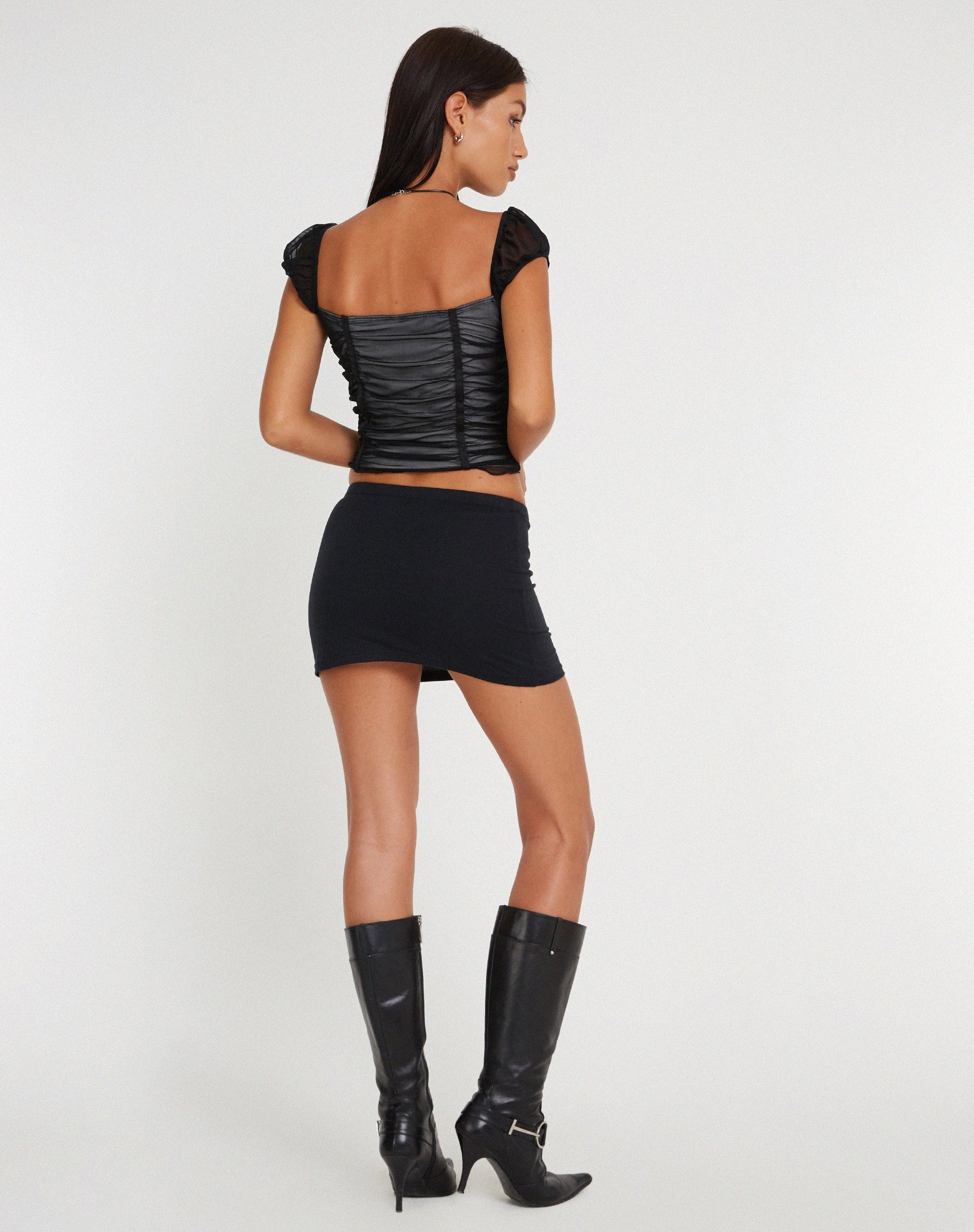imagen de Dinar Crop Top en malla negra