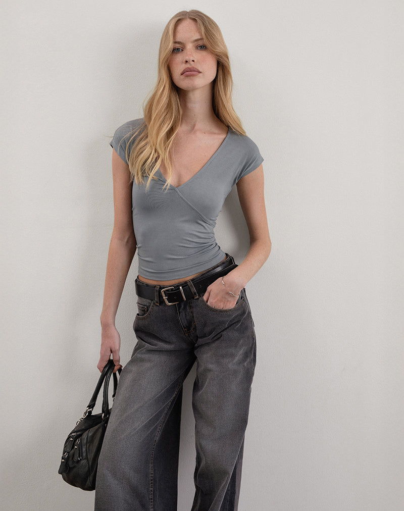 Imagen de Dolores Wrap Top en rayón Jersey Gris