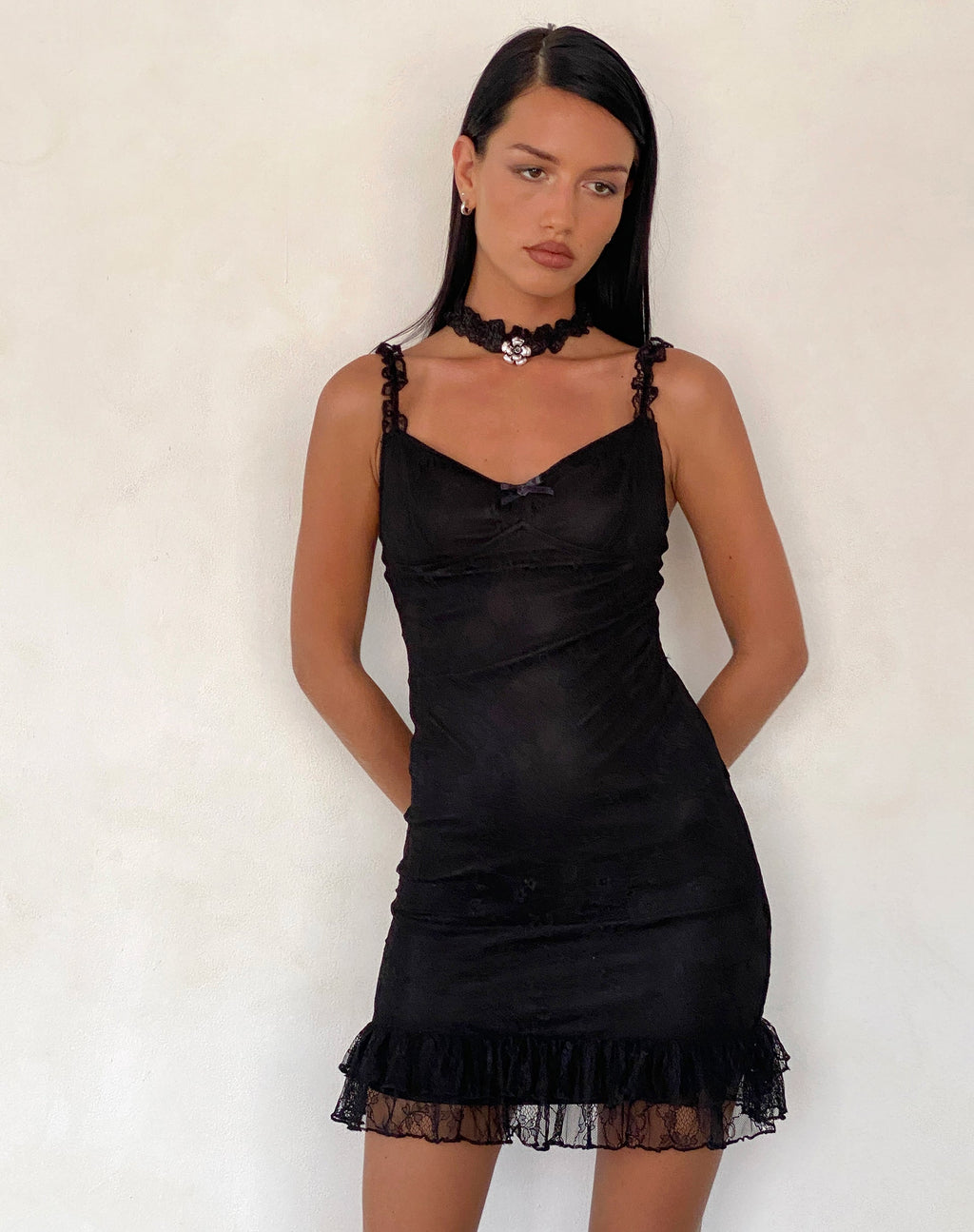 Mini Vestido de Encaje Elaine en Negro