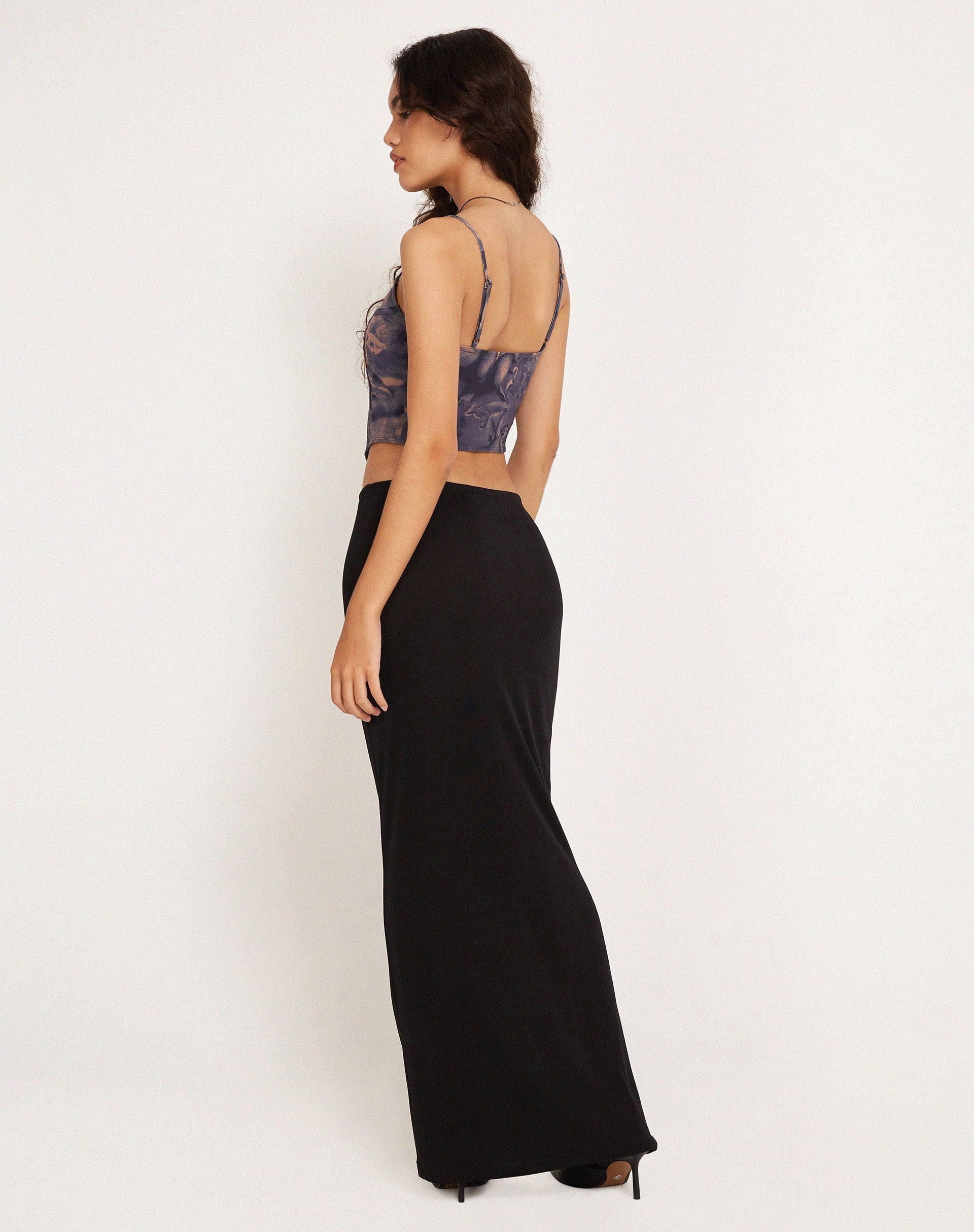 imagen de Elcini Cropped Corset Top en Renaissance Cherub Charcoal
