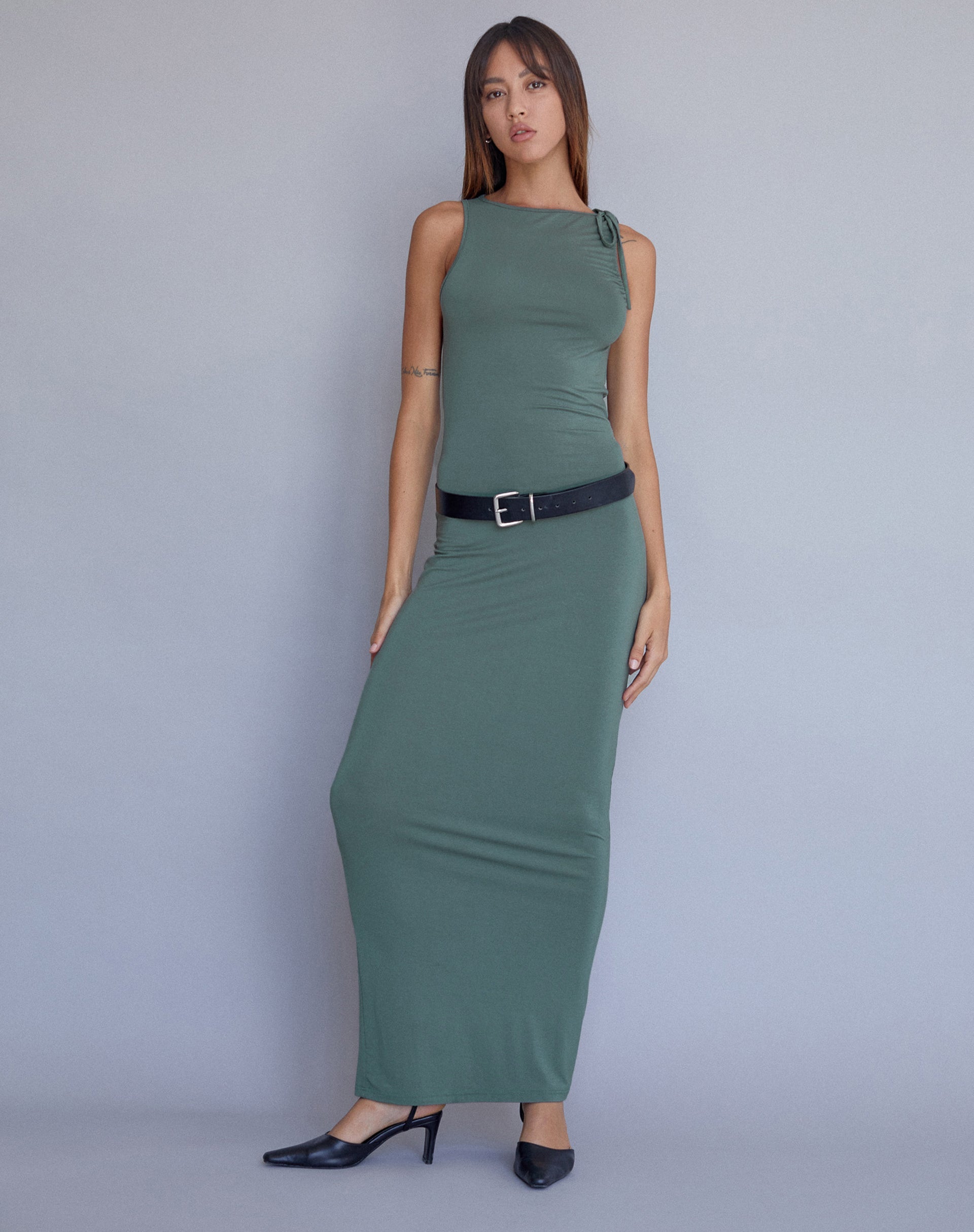 Imagen de Elinor Maxi Dress in Slinky Olive