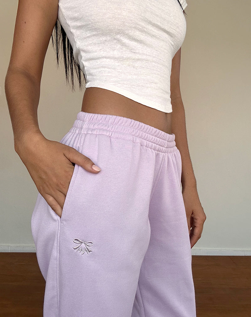 Imagen de Em Jogger en gris violeta con lazo bordado