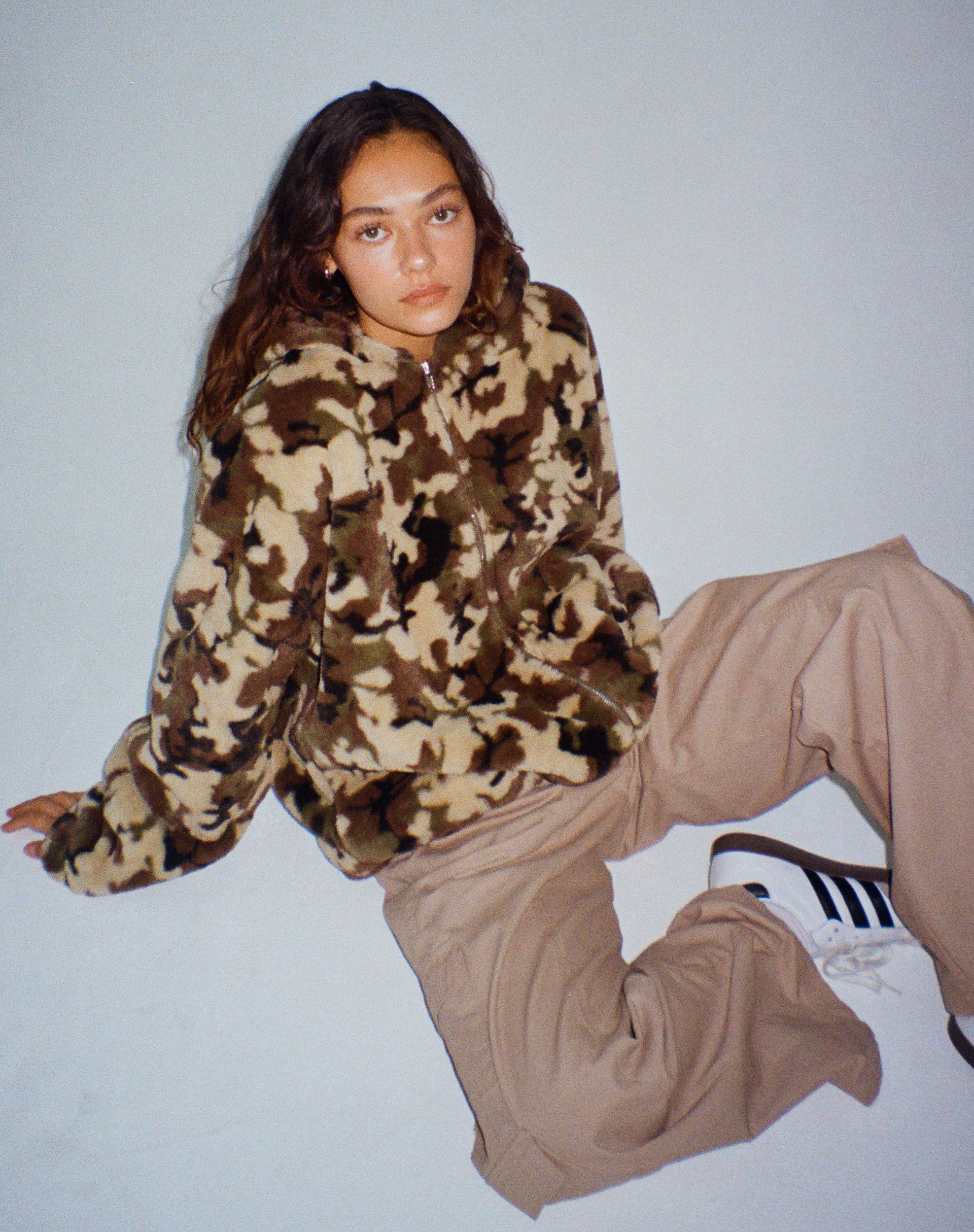 imagen de Emerson Faux Fur Jacket in Camo Brown Pebble