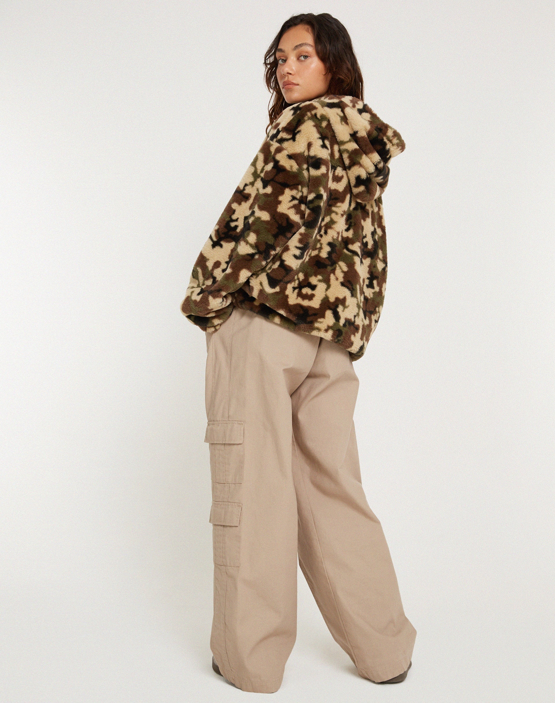 imagen de Emerson Faux Fur Jacket in Camo Brown Pebble