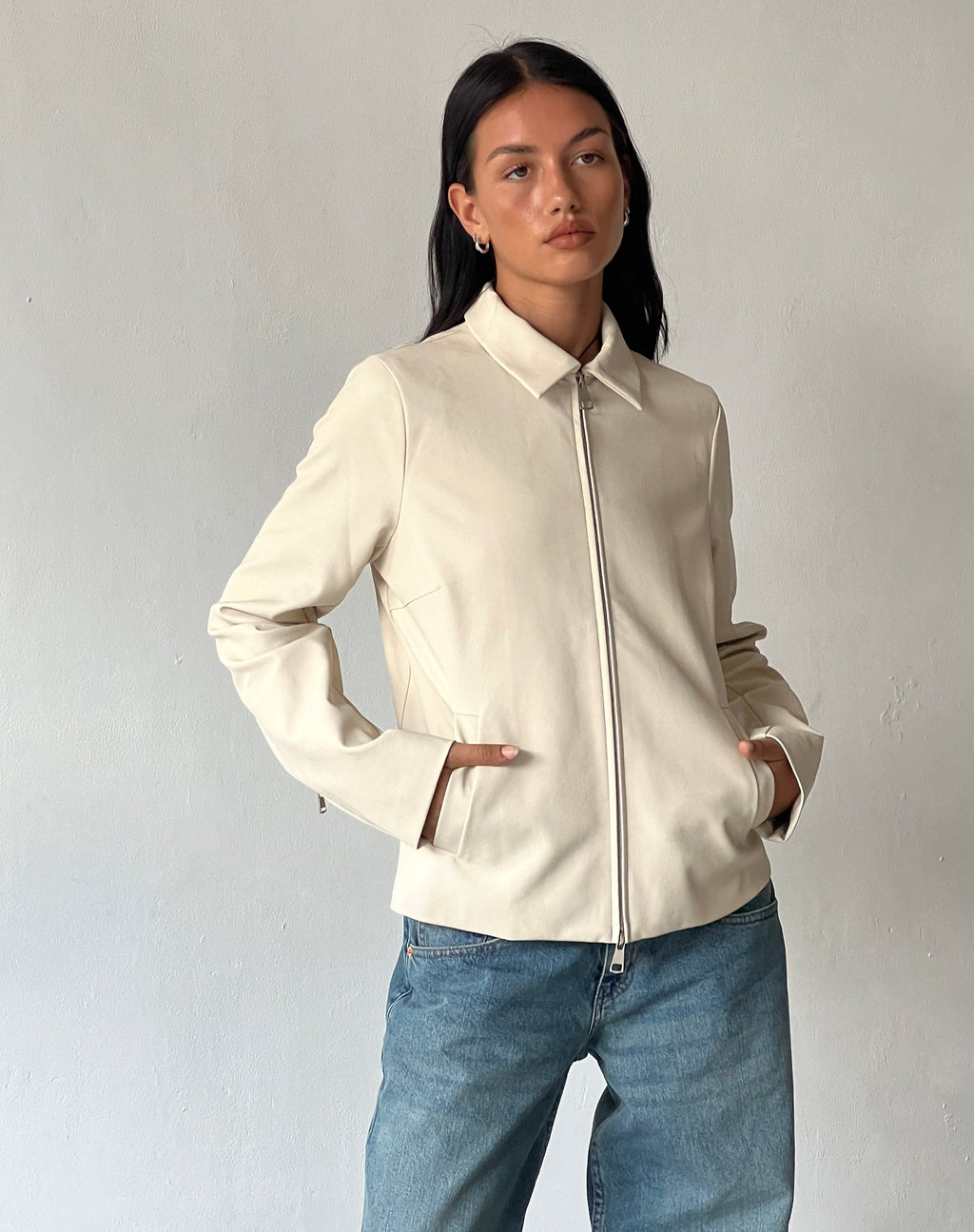 Chaqueta Enid en PU marfil
