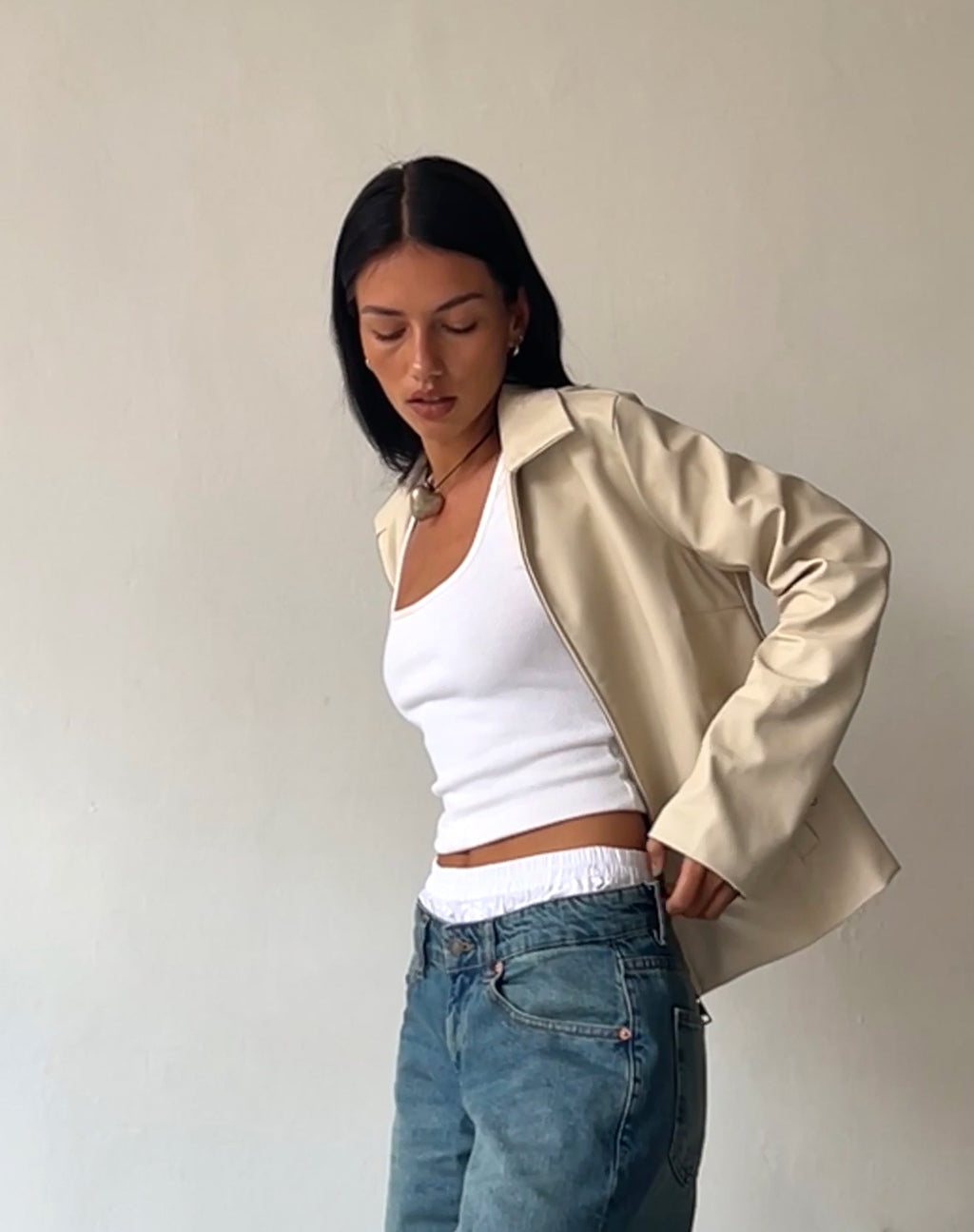 Chaqueta Enid en PU marfil