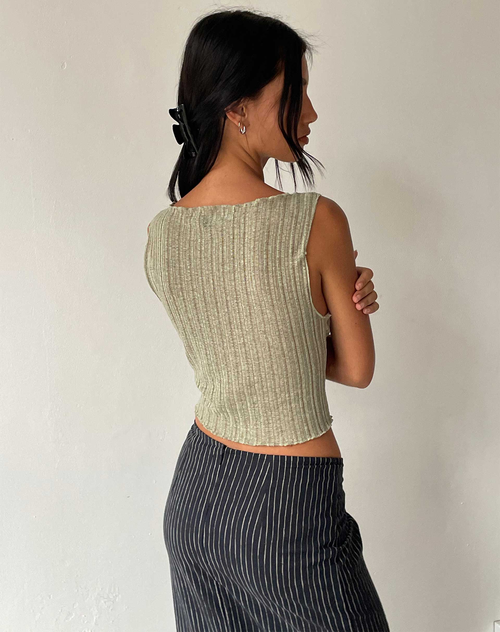 imagen de Etta Knitted Vest Top en Sage