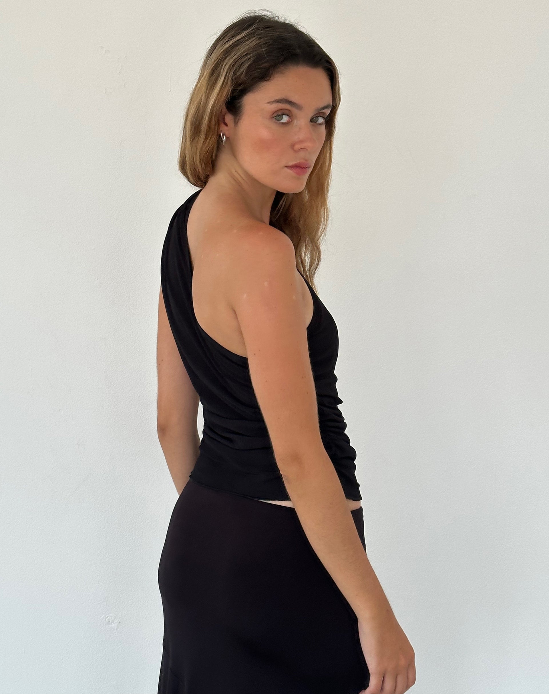 Imagen de Evelina One Shoulder Top in Black Mesh