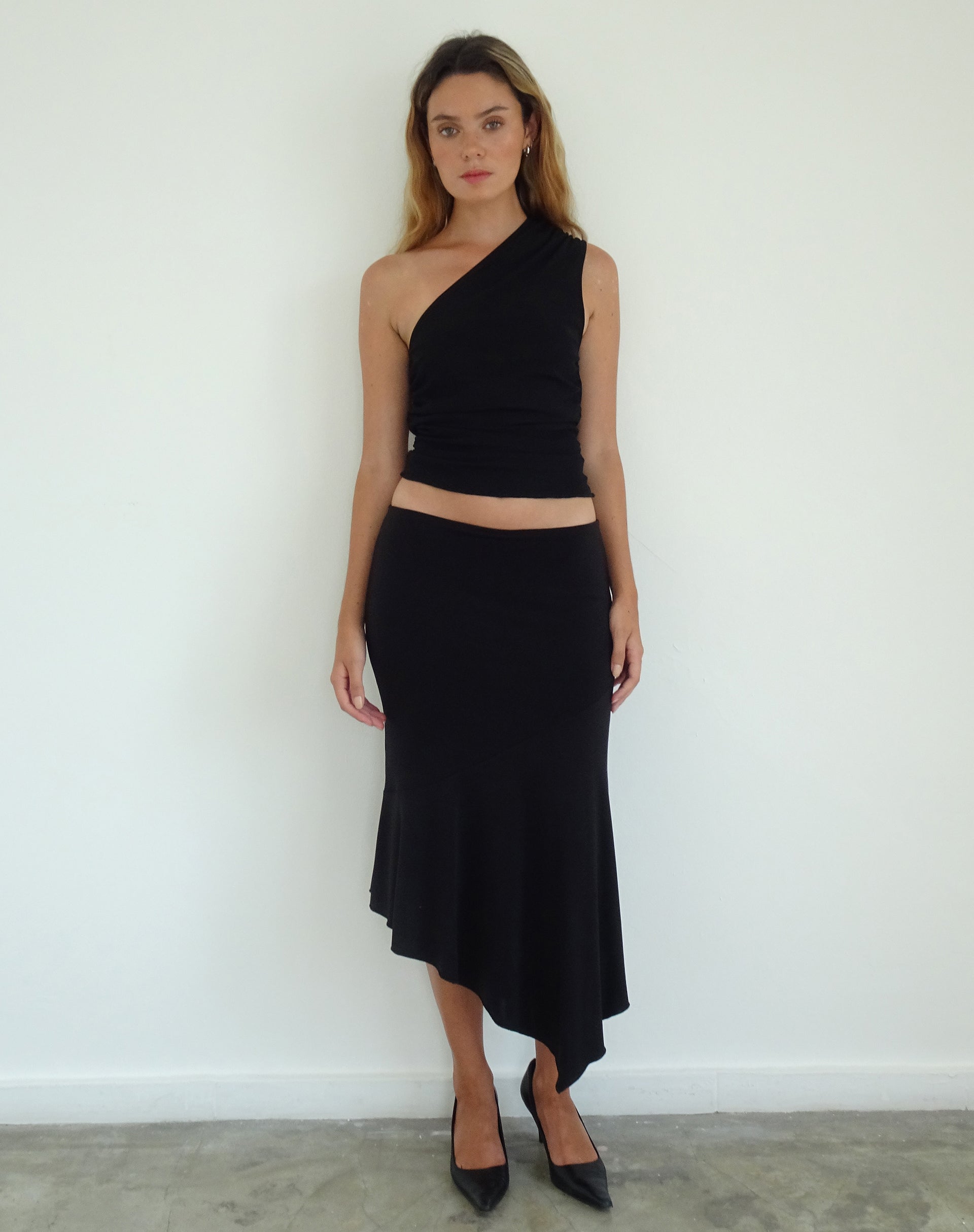 Imagen de Evelina One Shoulder Top in Black Mesh