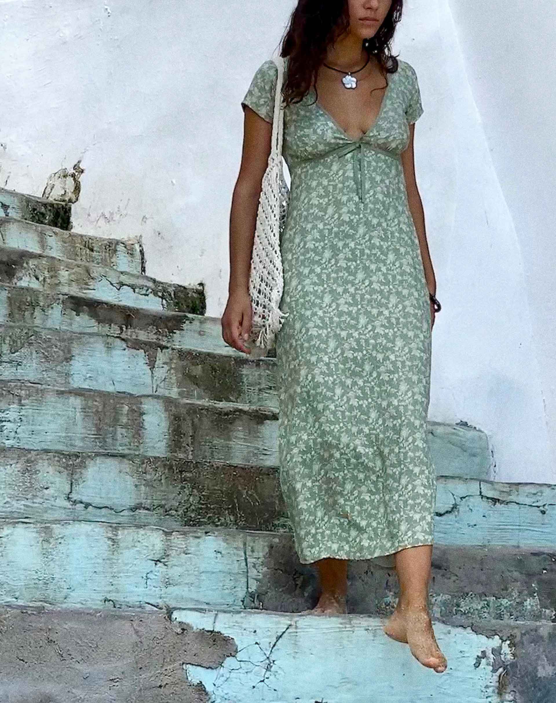 Imagen de Eviaso Vestido Midi en Ditsy Mix Floral Verde