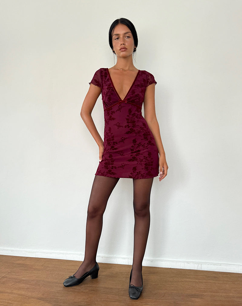 Imagen de Evilia Vestido en Flor Botánico Granate