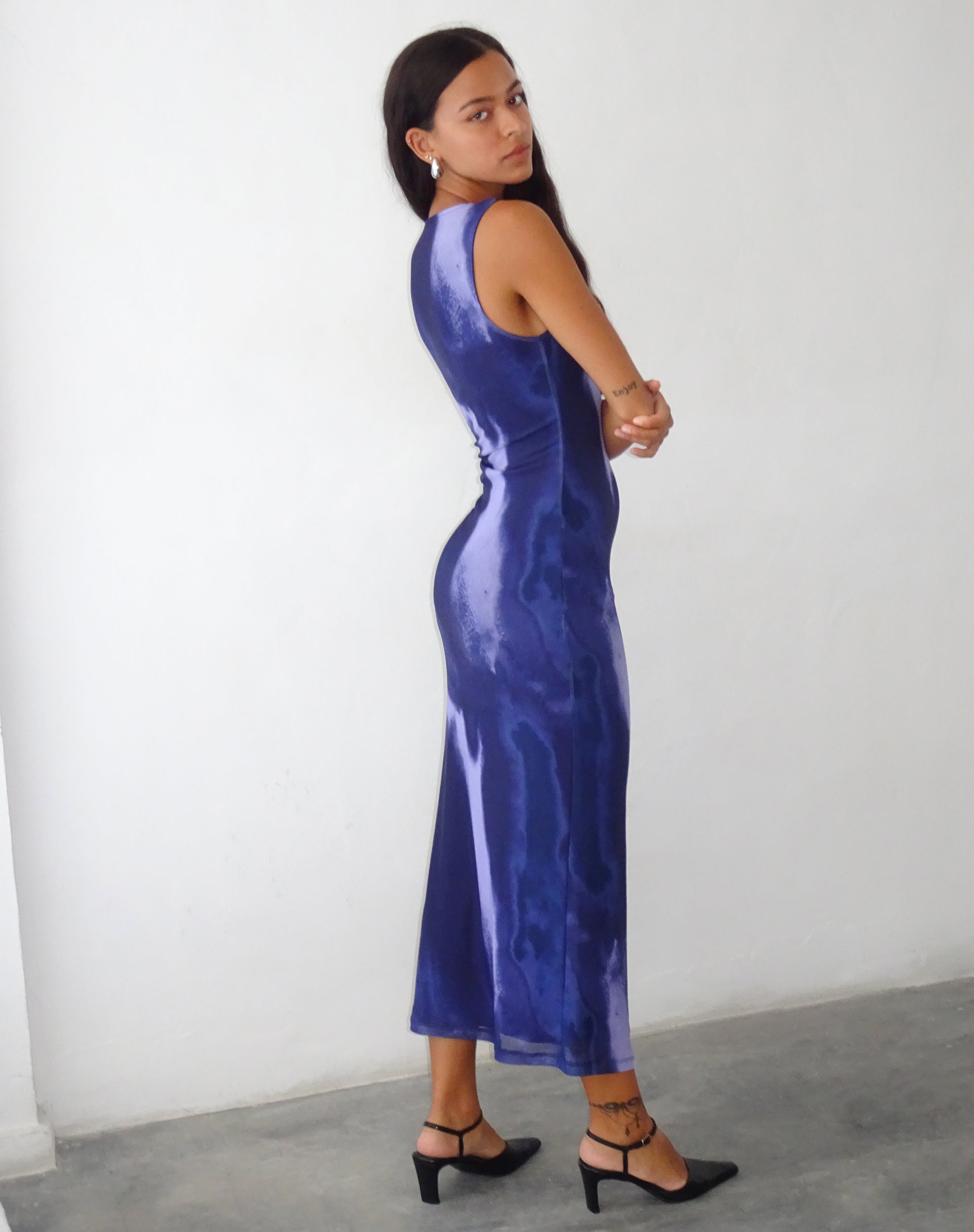 Imagen de Fayola Maxi Vestido Estampado en Acuarela Azul Marino