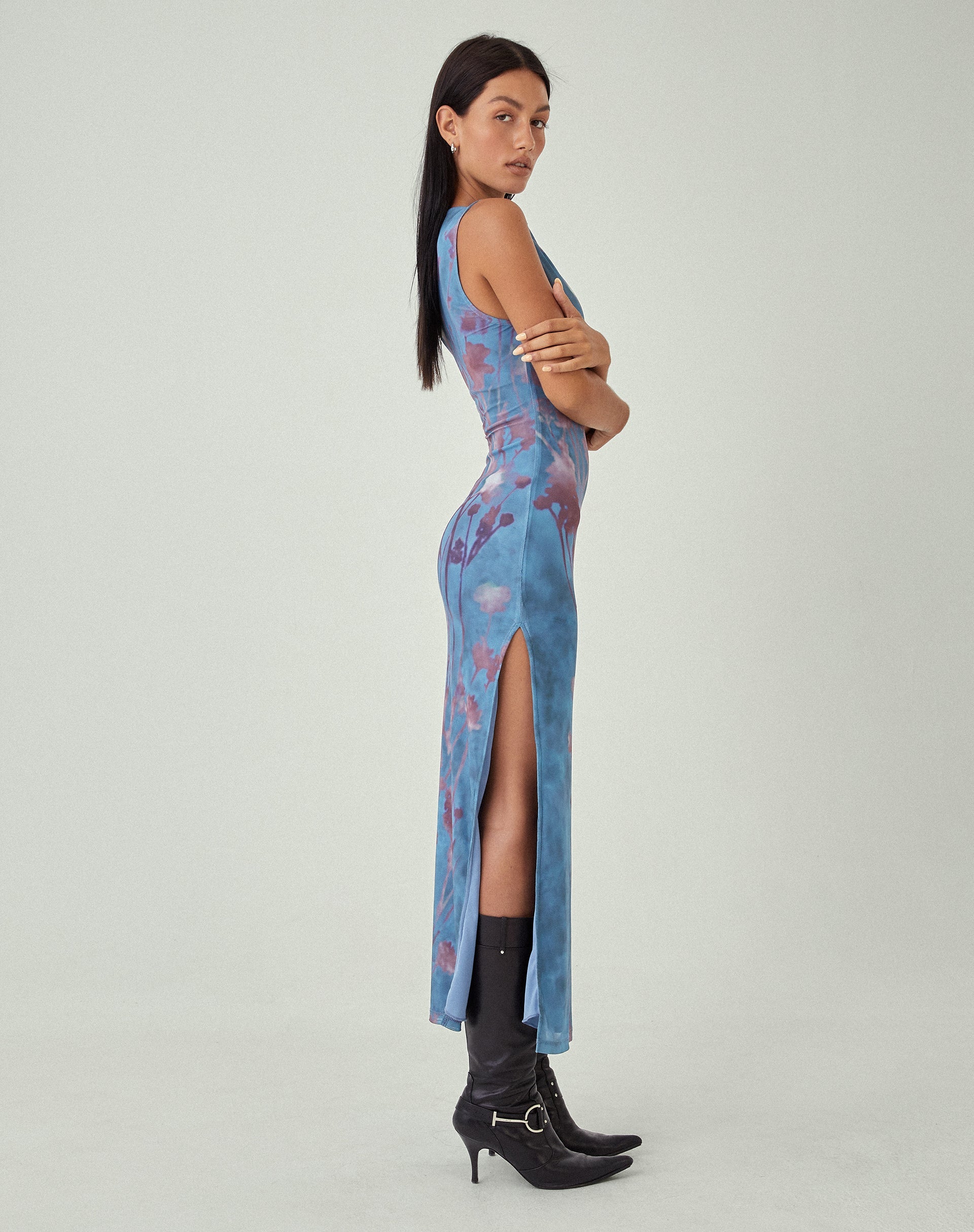 imagen de MOTEL X JACQUIE Flo Maxi Dress in Lumen Mesh Blue