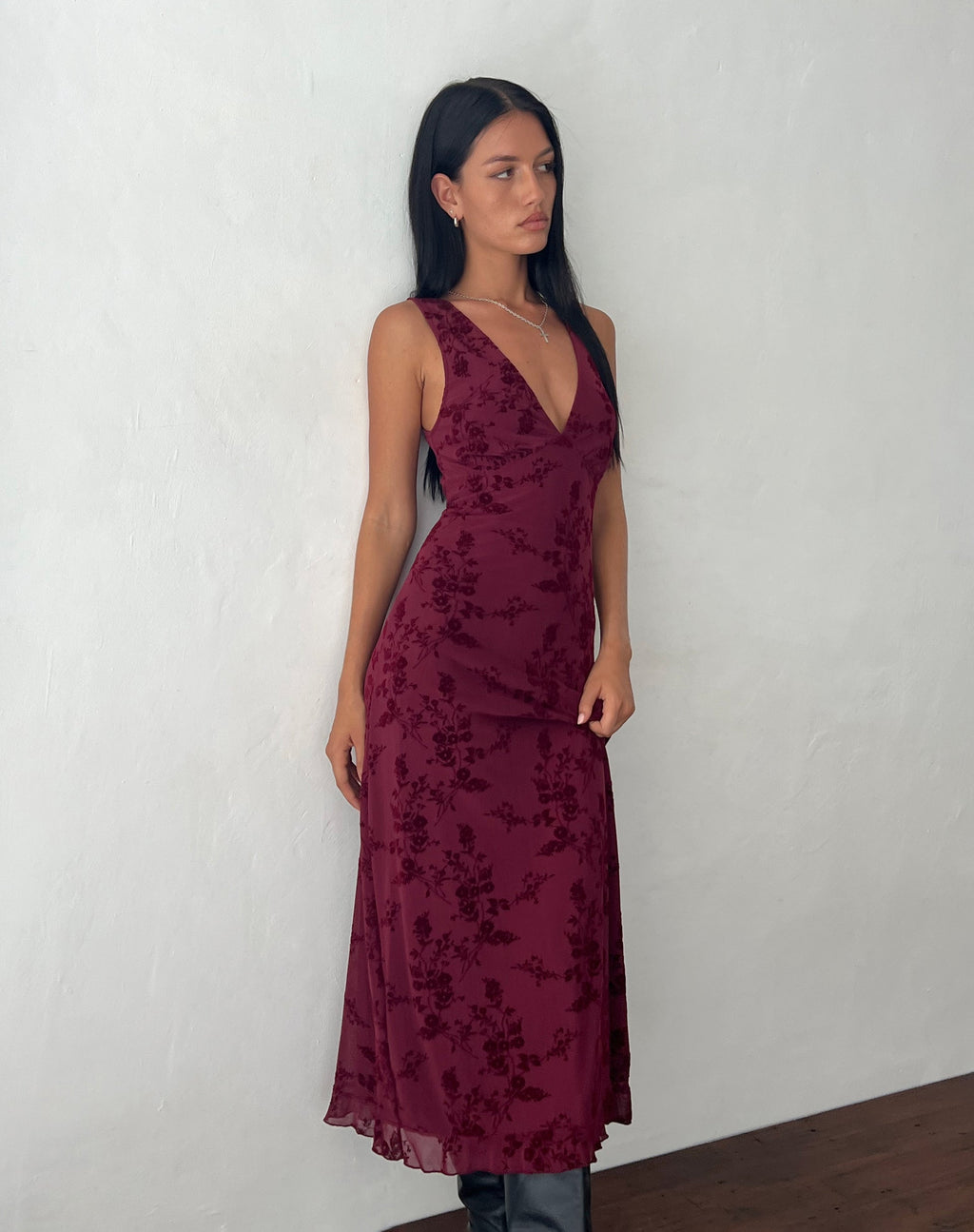 Vestido Gabriela Midi en Botanical Flower Granate