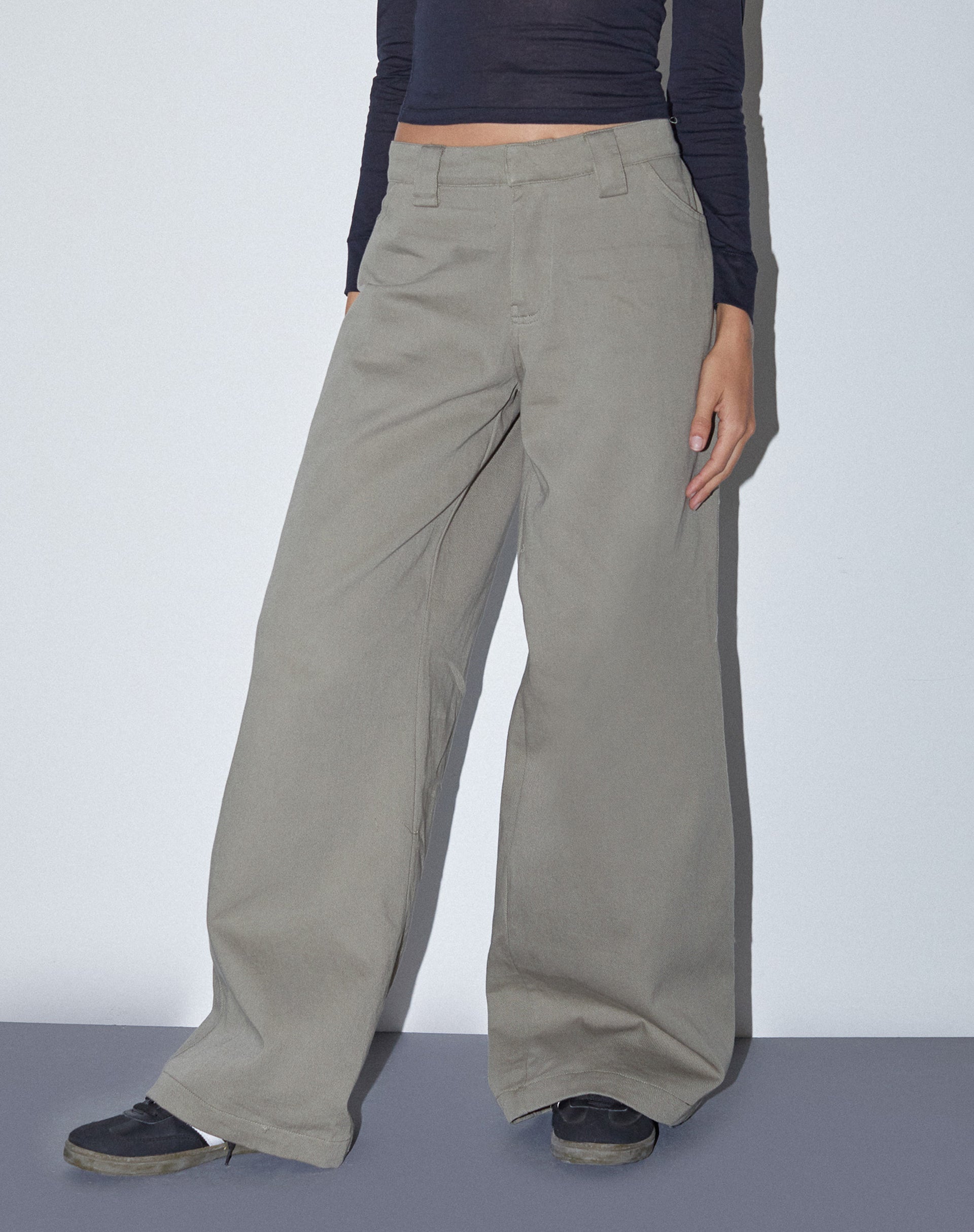 Imagen de Kaomy Pantalón de pata ancha en verde pizarra