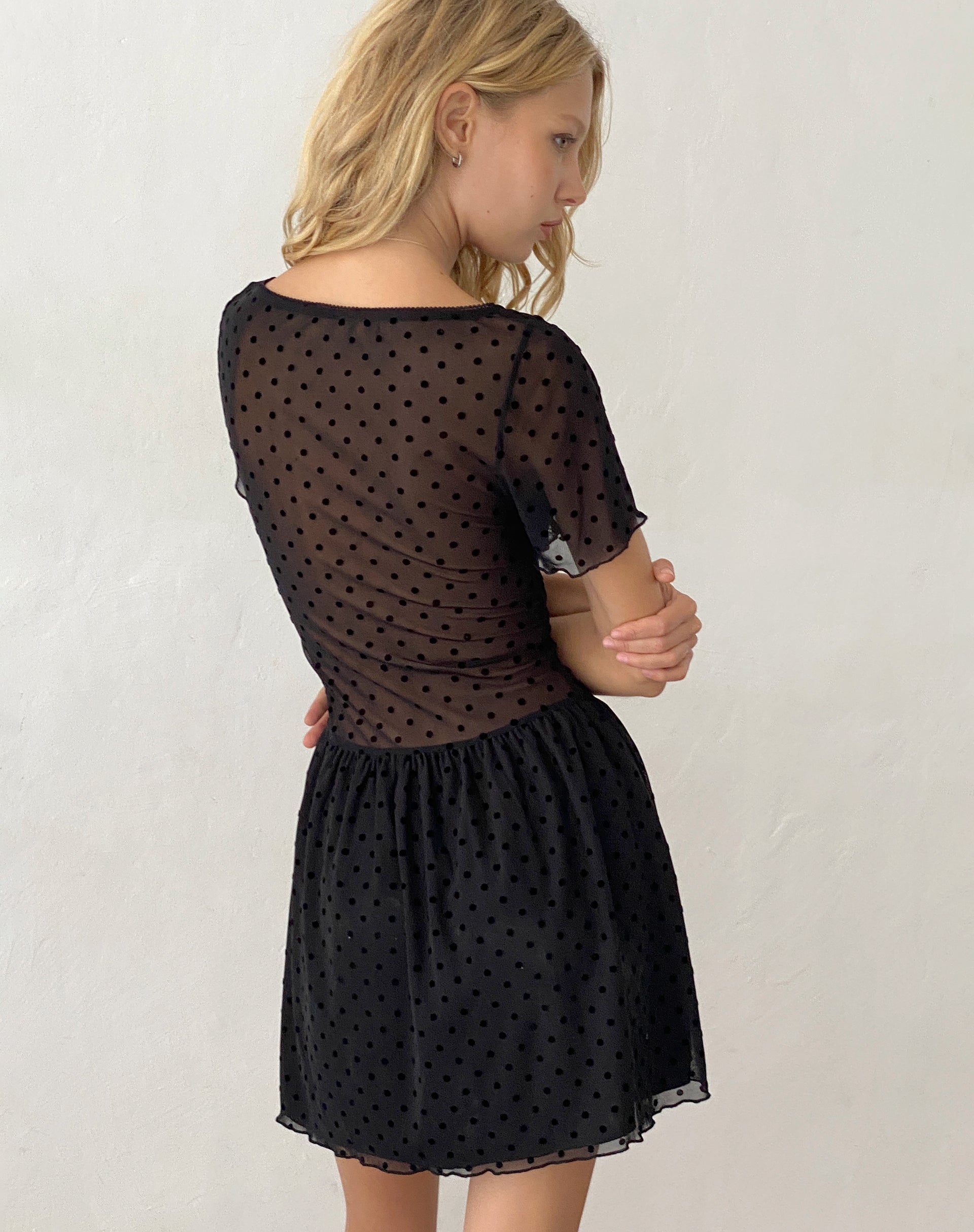 Imagen de Geni Minivestido de Polka Negro Flock