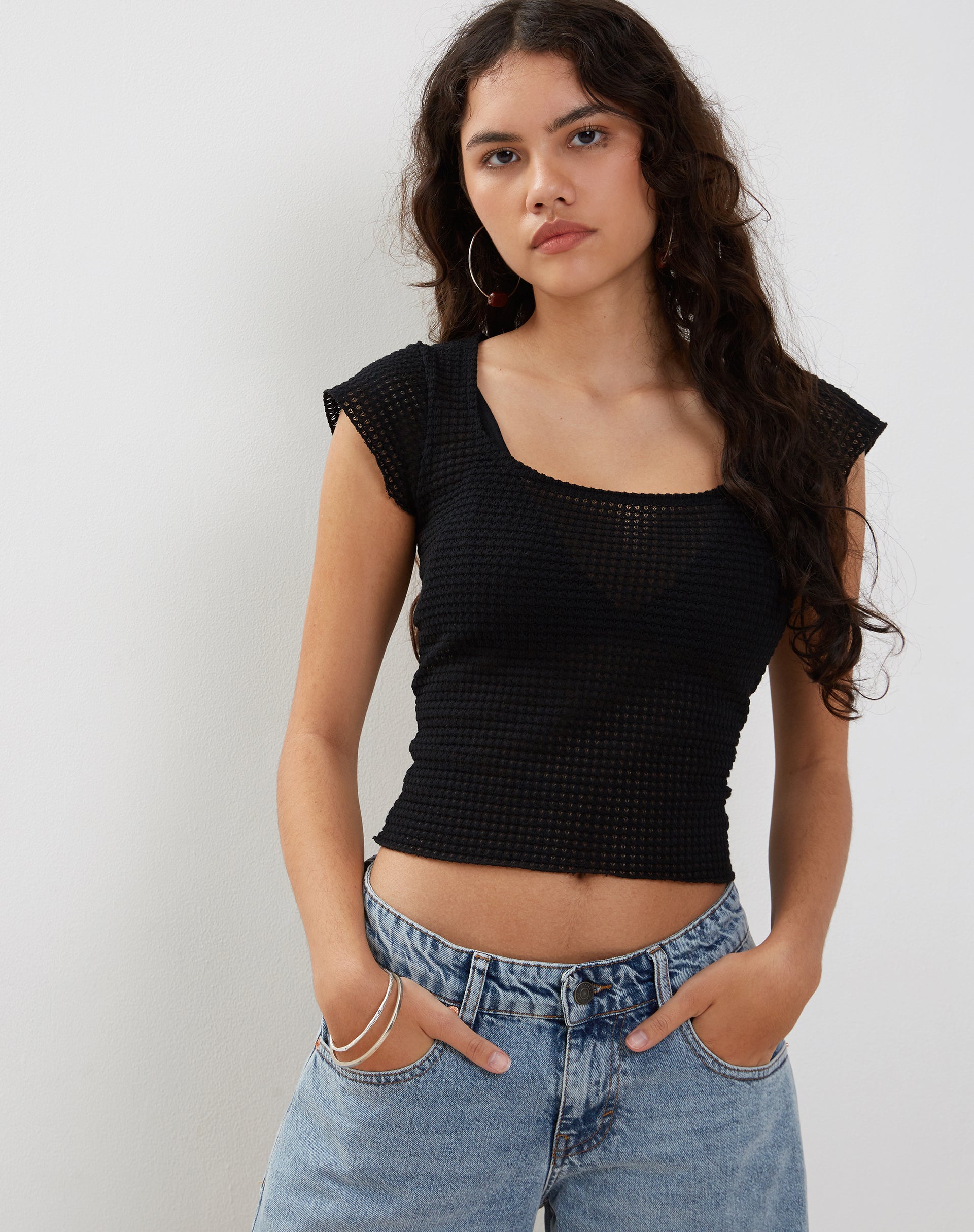 Imagen de Gianina Crop Top de ganchillo texturizado negro