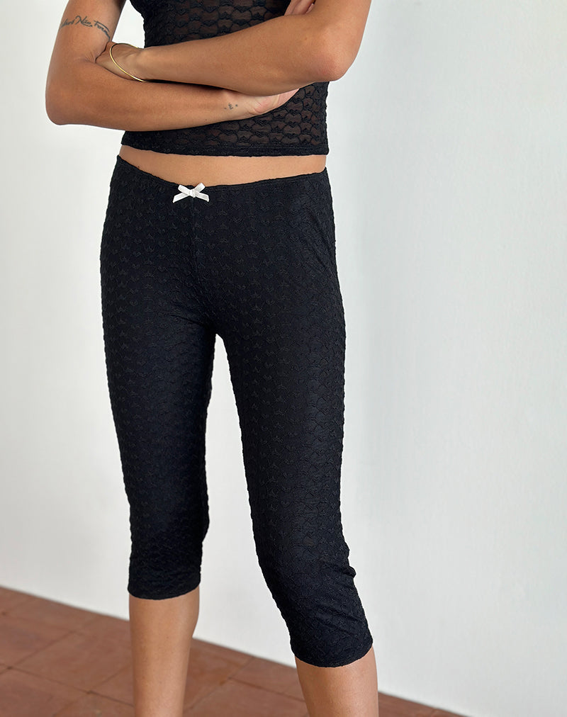 Pantalón capri Asih de encaje corazón negro