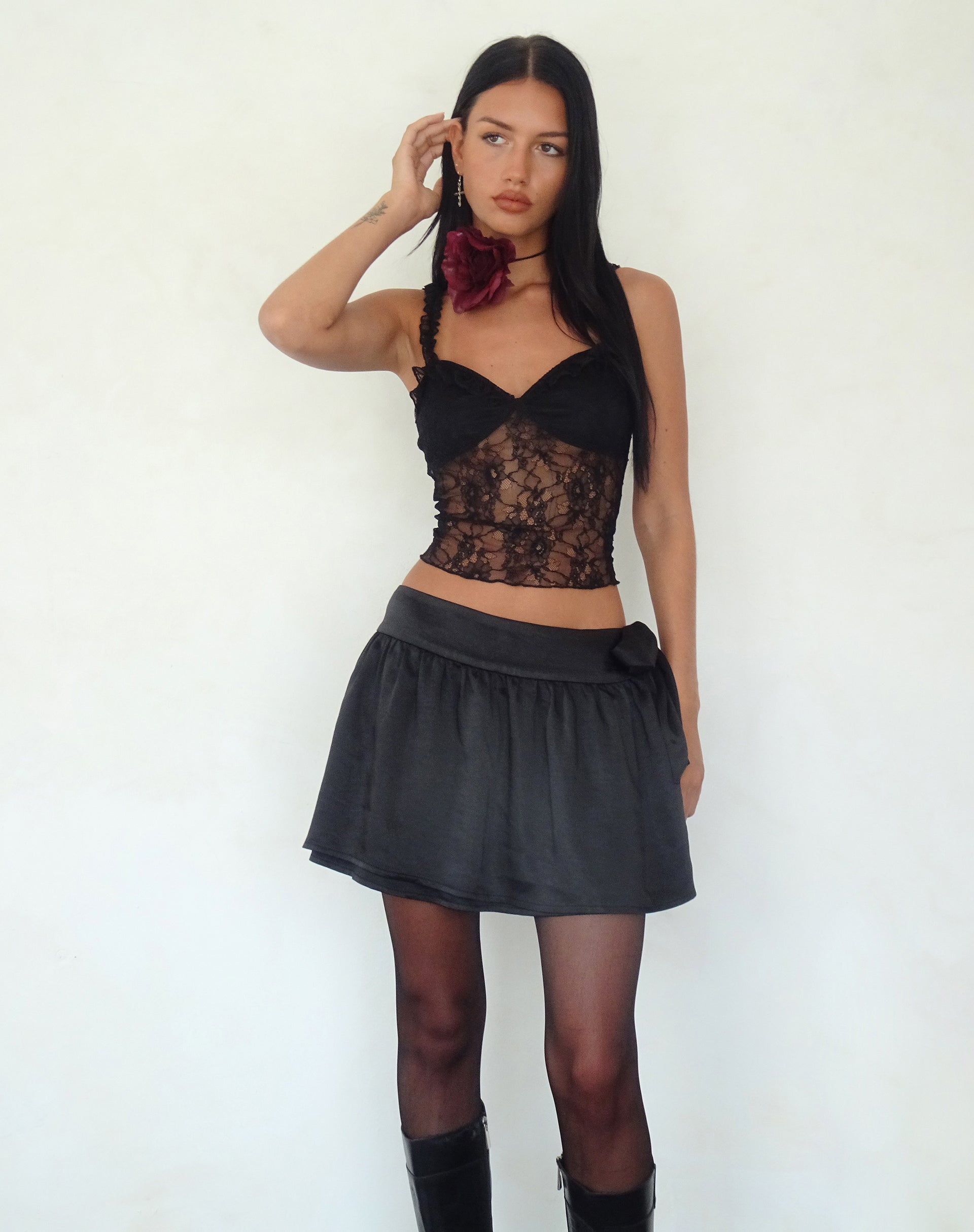 Imagen de Habema Minifalda de raso negra