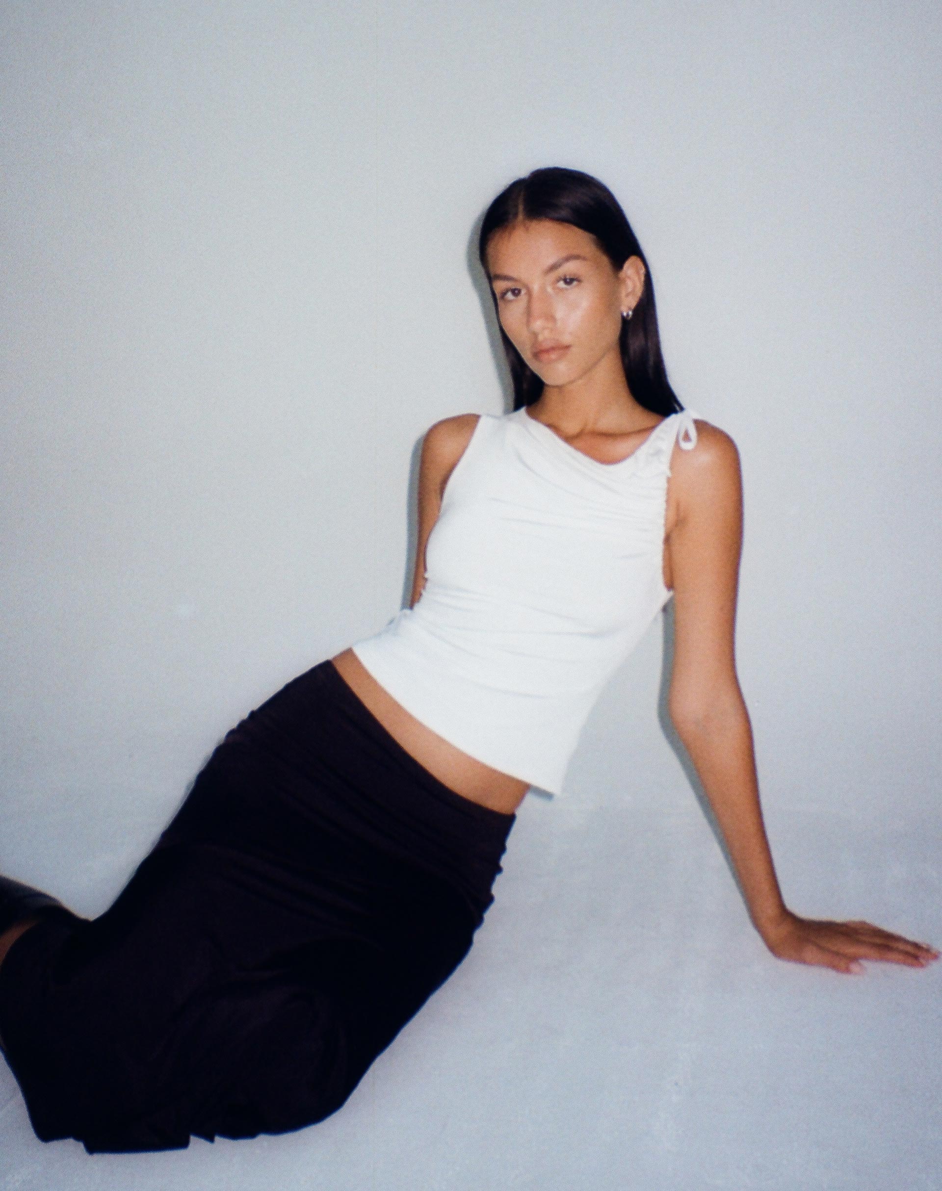 Imagen de Hagne Crop Vest Top en Off White