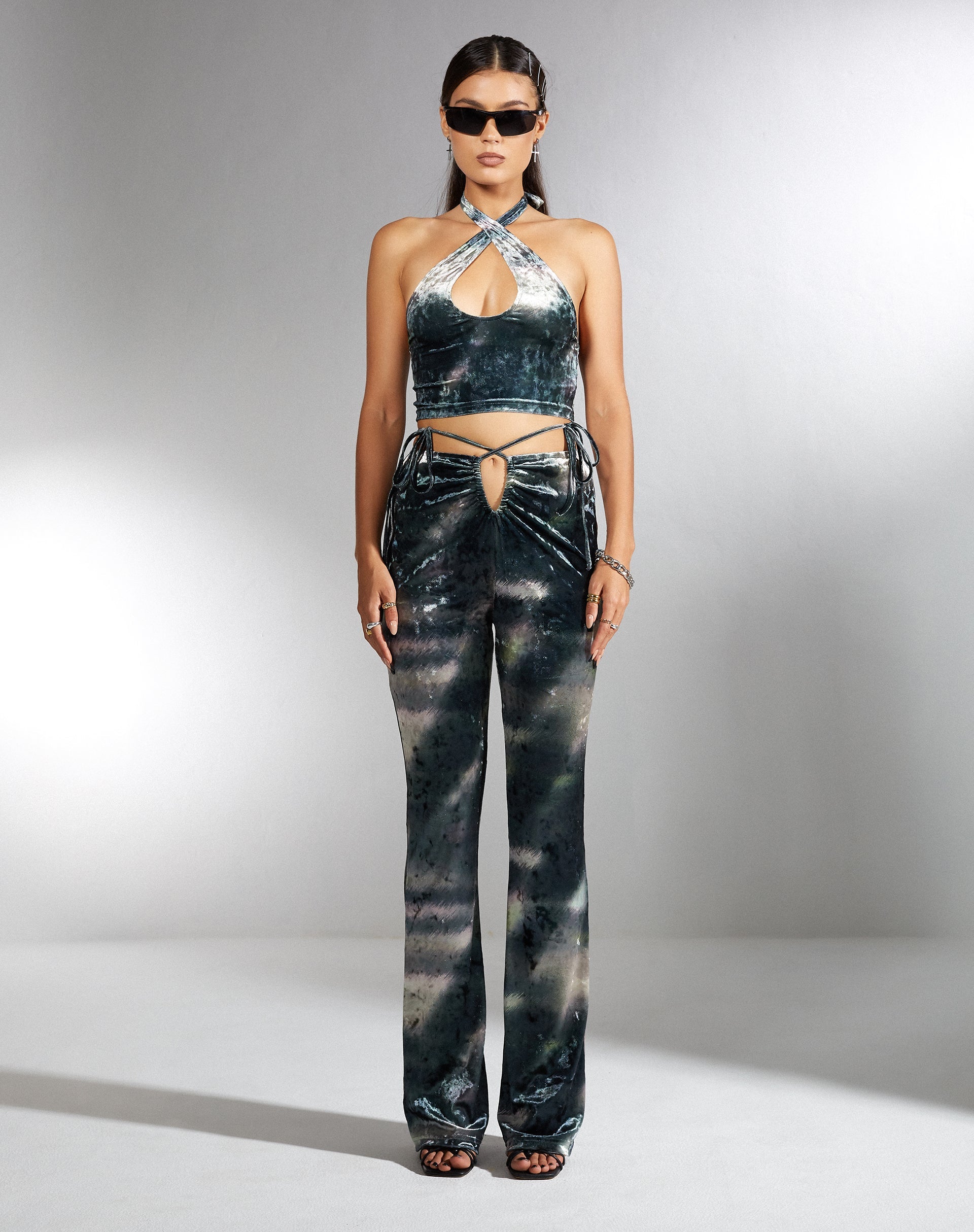 Imagen de MOTEL X IRIS Halima Crop Top en Camuflaje Abstracto