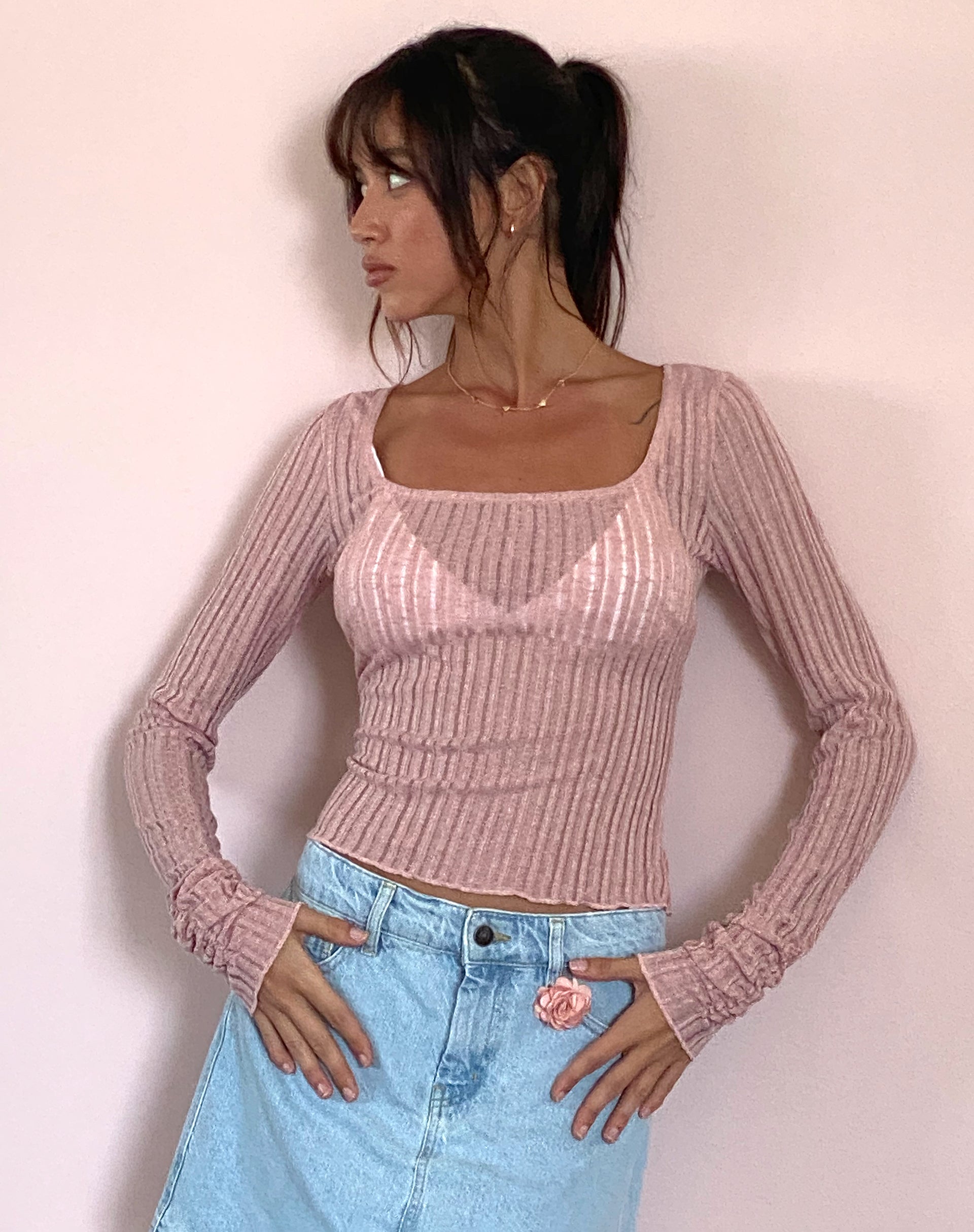 imagen de Halsey Knitted Extra Long Sleeve Top in Pink