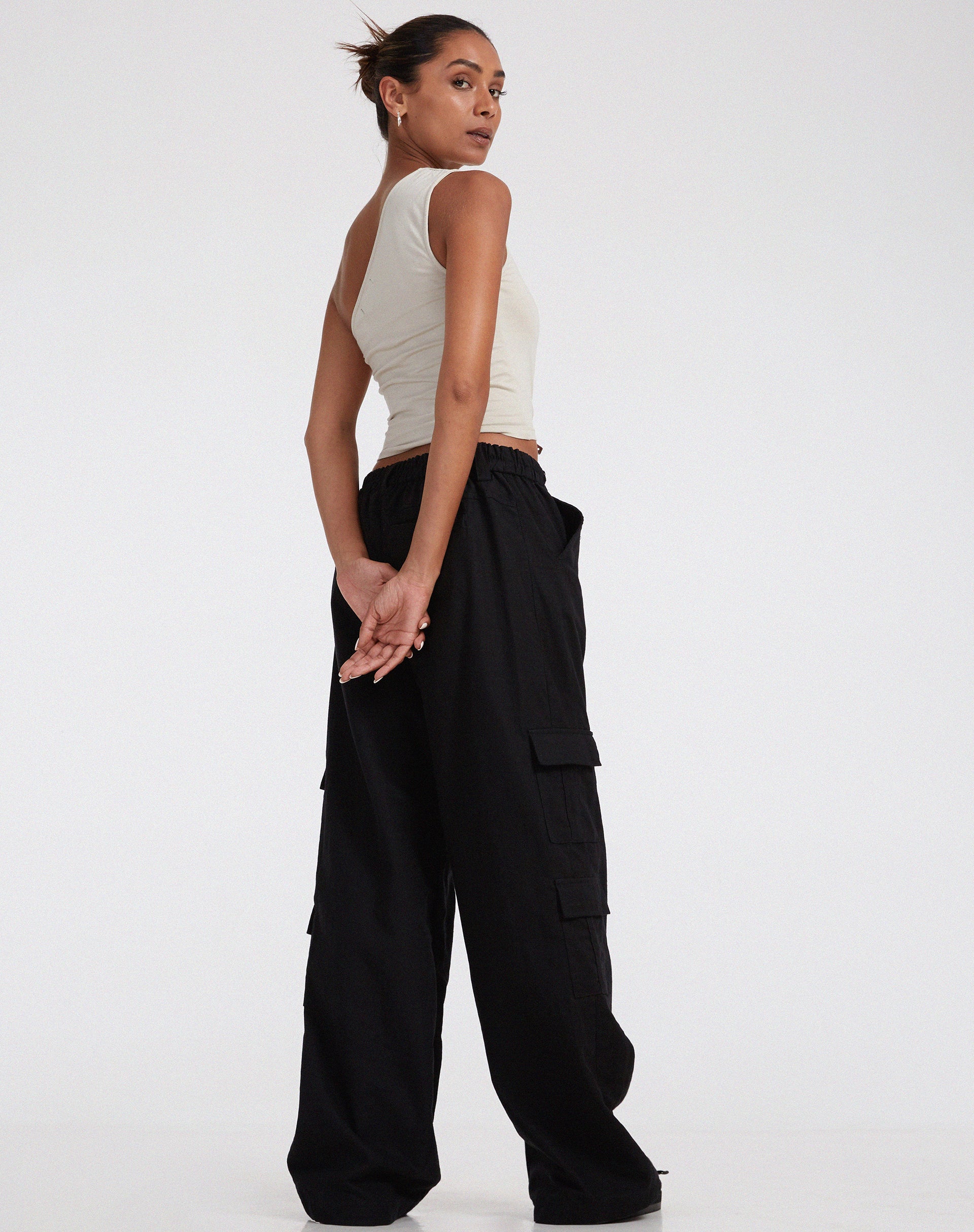 imagen de Hansa Cargo Trouser en Rami Negro