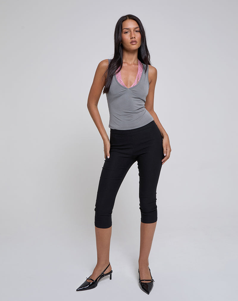 Imagen de Helma Top Cuello Haltern en Gris con Encaje Rosa