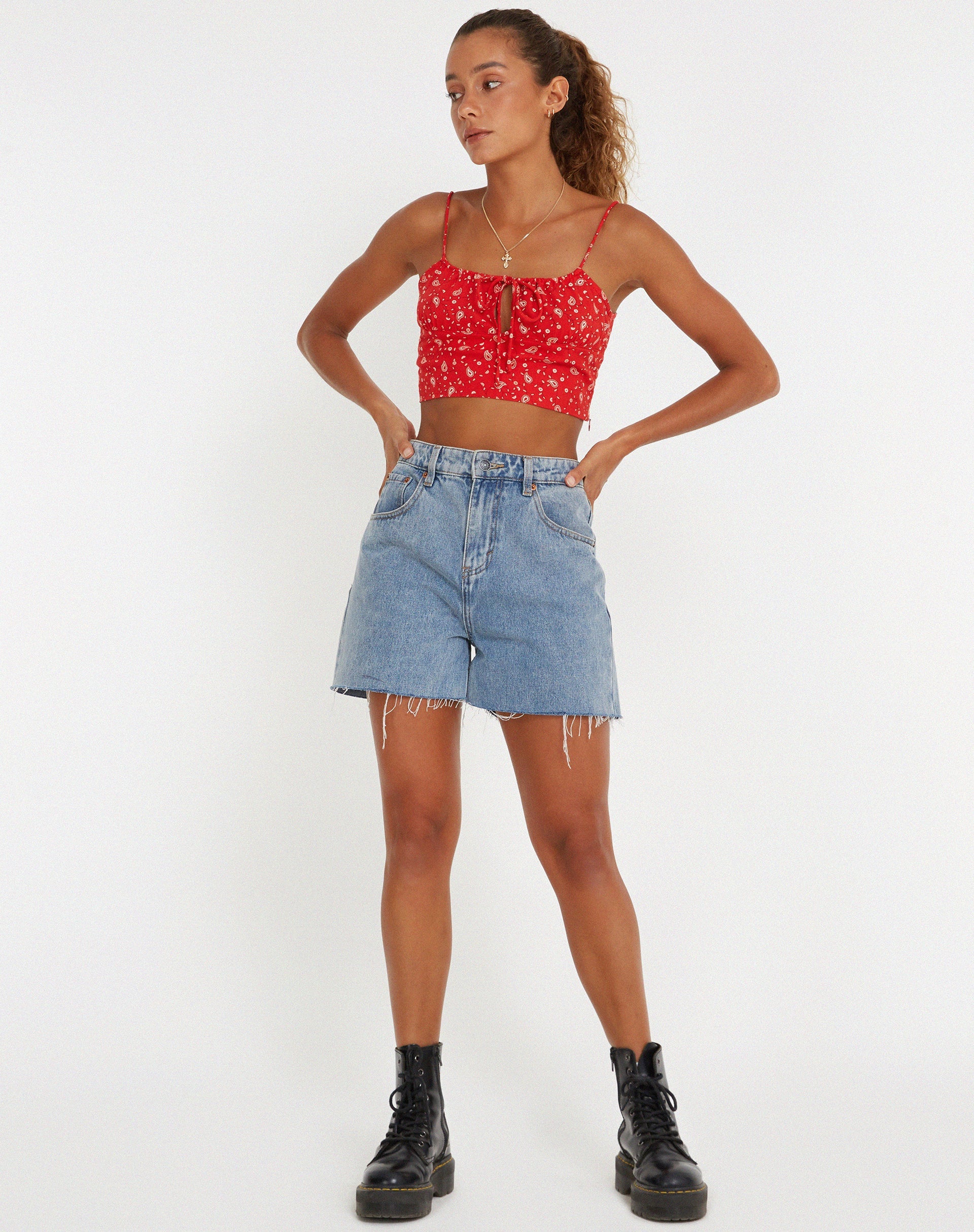 imagen de Hema Crop Top en Paisley Fun Rojo