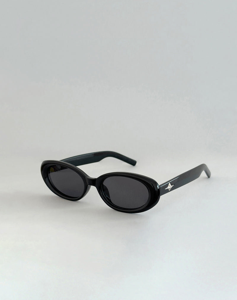 Image of Imbri Gafas de sol ovaladas en negro con estrella