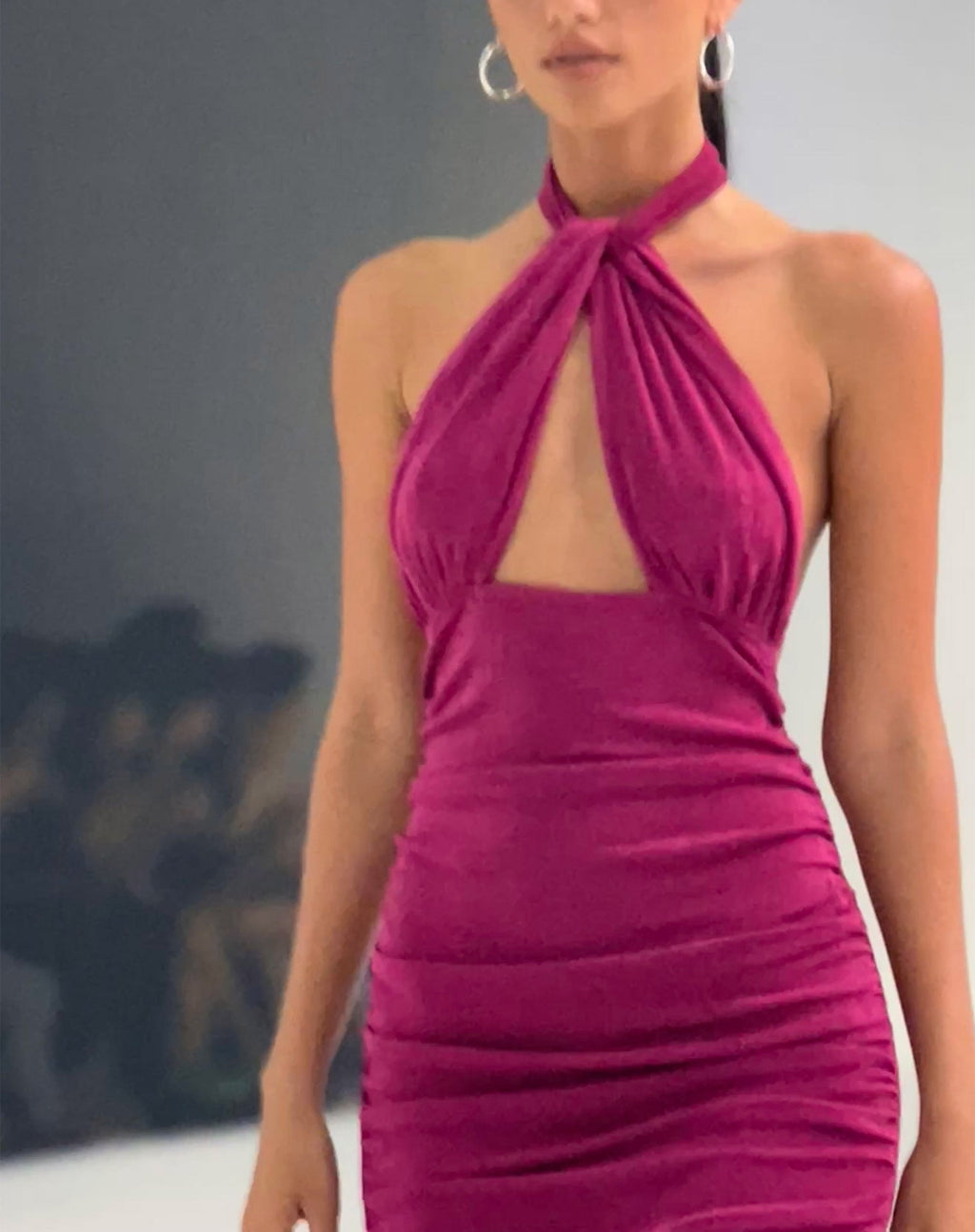 Mini Vestido de Cuello Haltern Marbella en Magenta Púrpura