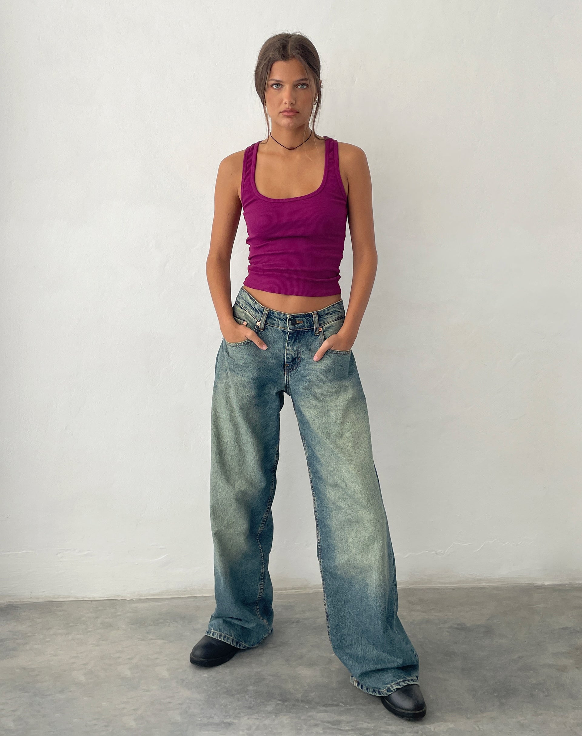 Imagen de Roxe Ribbed Vest Top en Berry