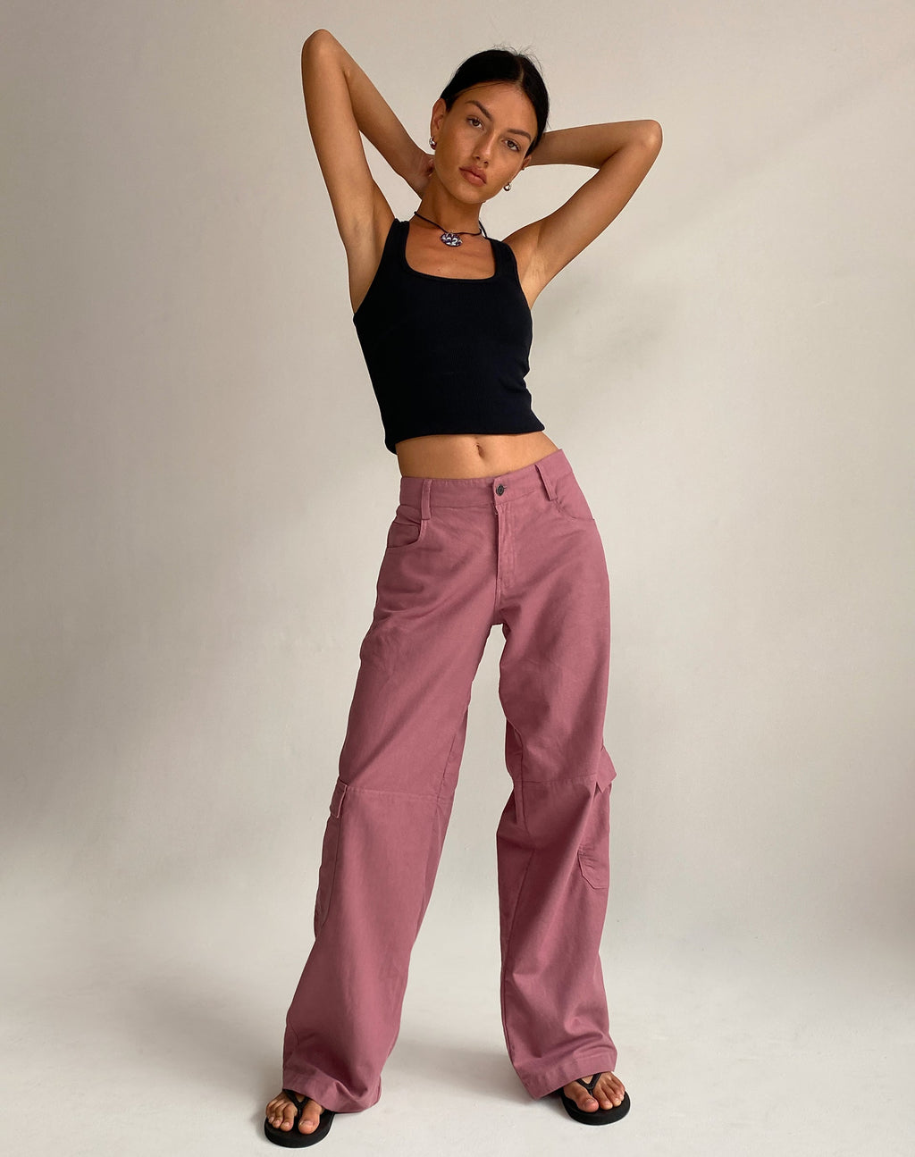 Pantalón cargo de tiro bajo Gemma en lino malva
