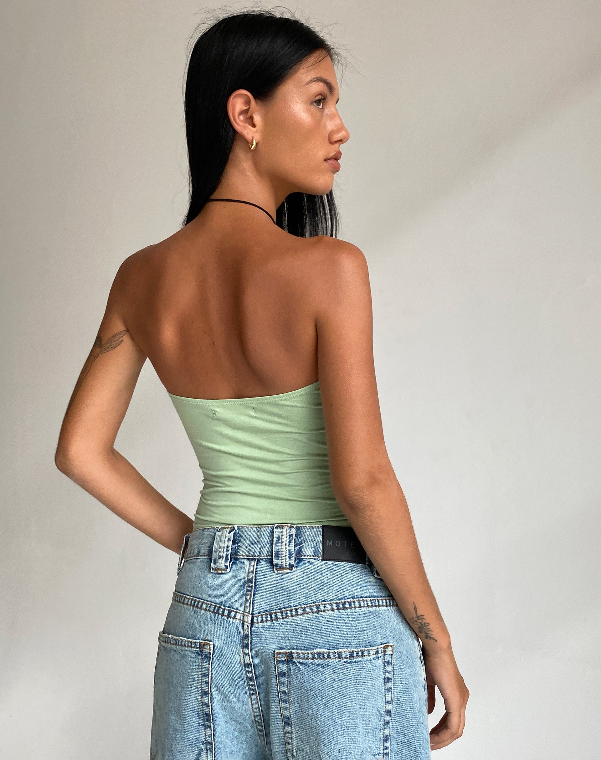 Imagen de Dayu Bandeau Crop Top en Silver Sage