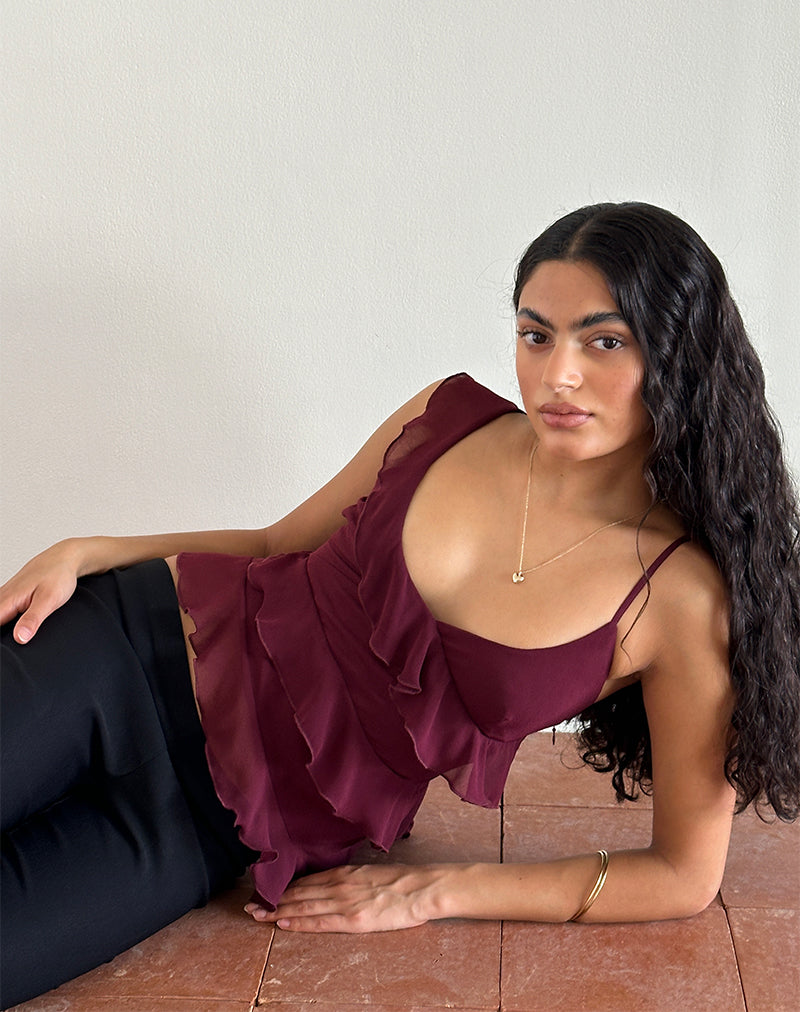 Top iraní en vino rubí