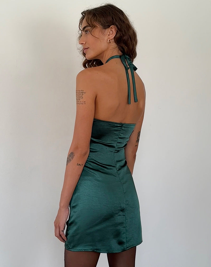 Imagen de Isolda Mini Vestido de Satén con Cuello Haltern en Verde Bosque con Rosetón