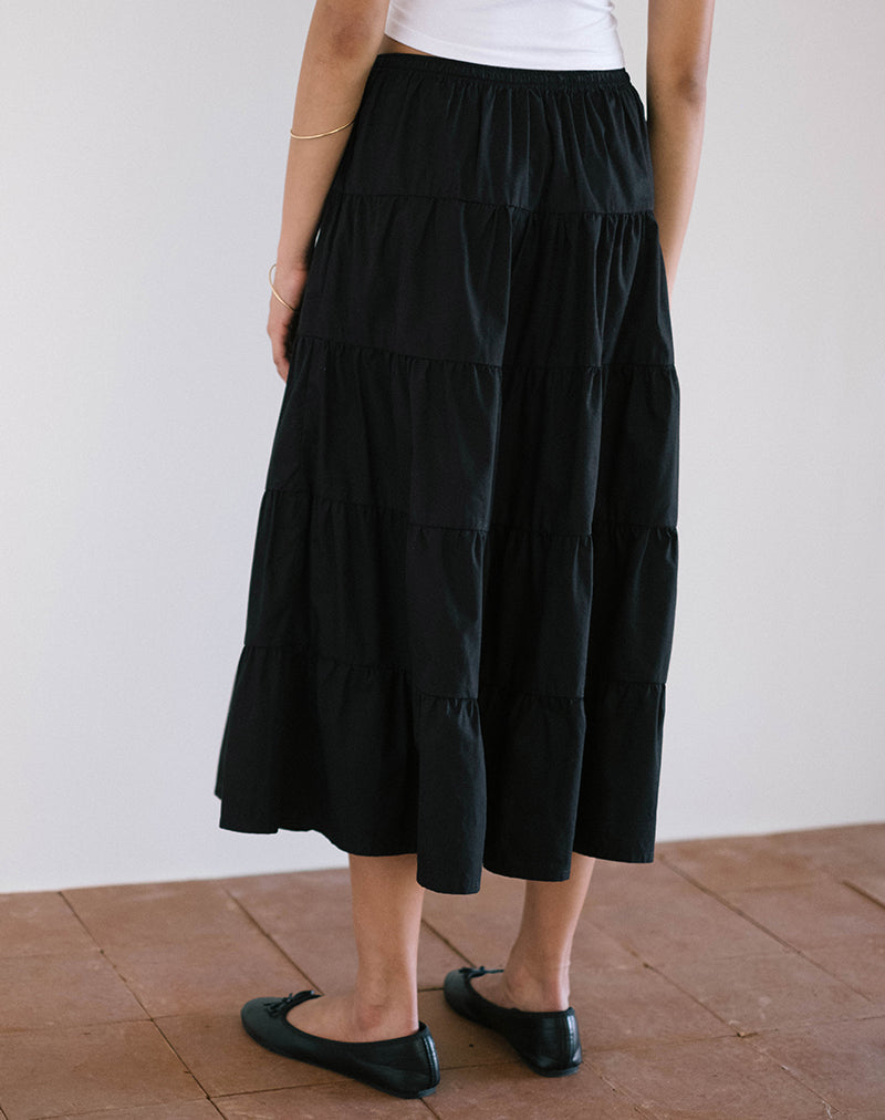 imagen de Izumi Tiered Midi Skirt in Poplin Black