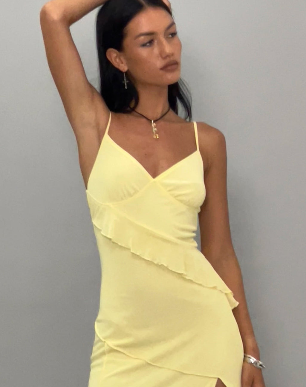 Vestido Jacy Ruffle Midi en Mesh Limón