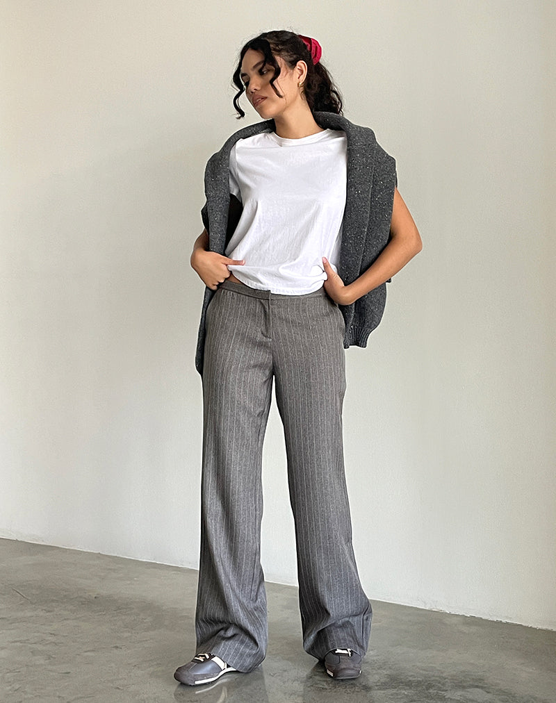 Pantalón Jaliba Smart de sastrería gris a rayas