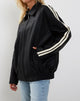 Imagen de la chaqueta Javana Zip Up en PU negro con raya beige