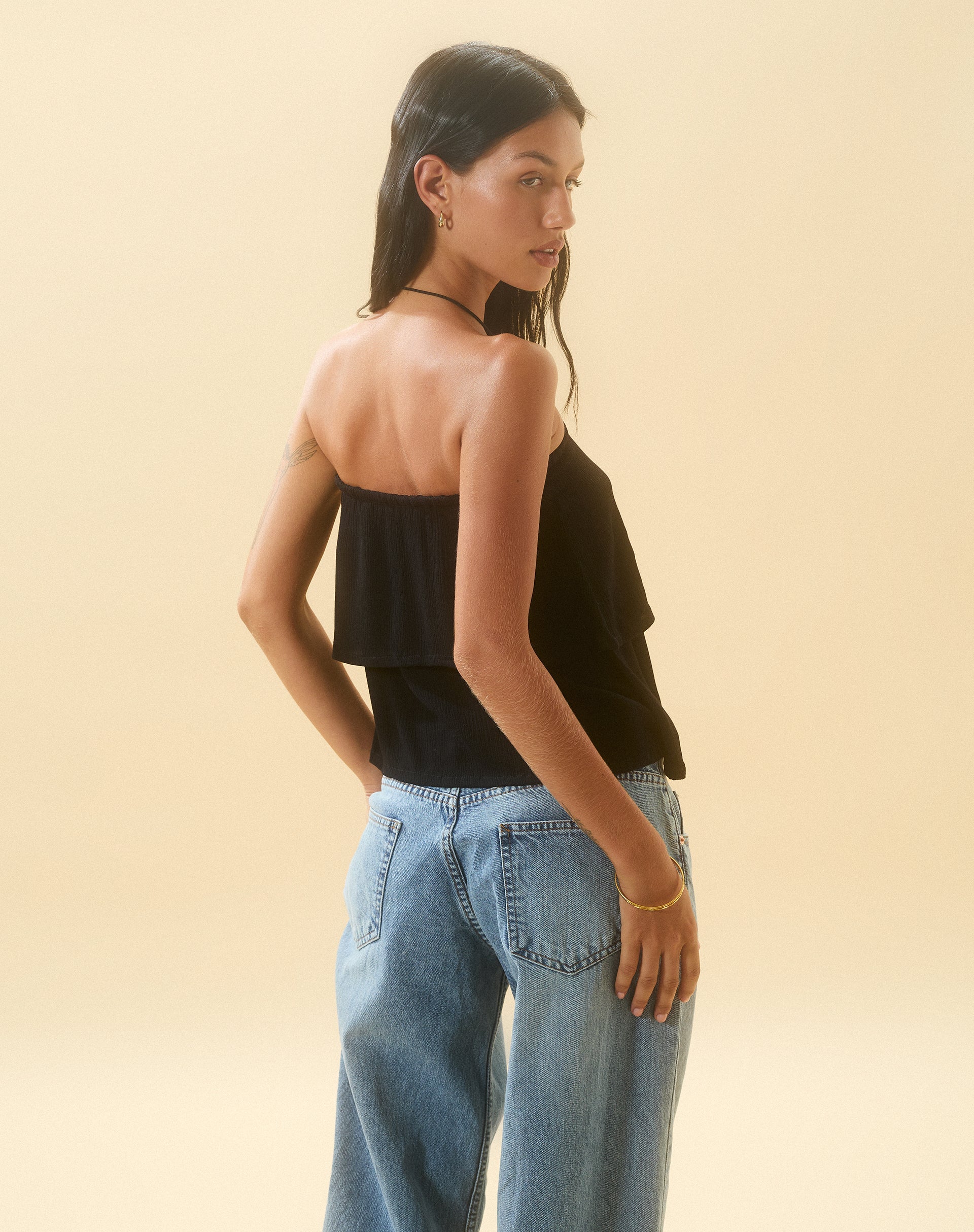 imagen de Jimin Layered Bandeau Top en Crinkle Black
