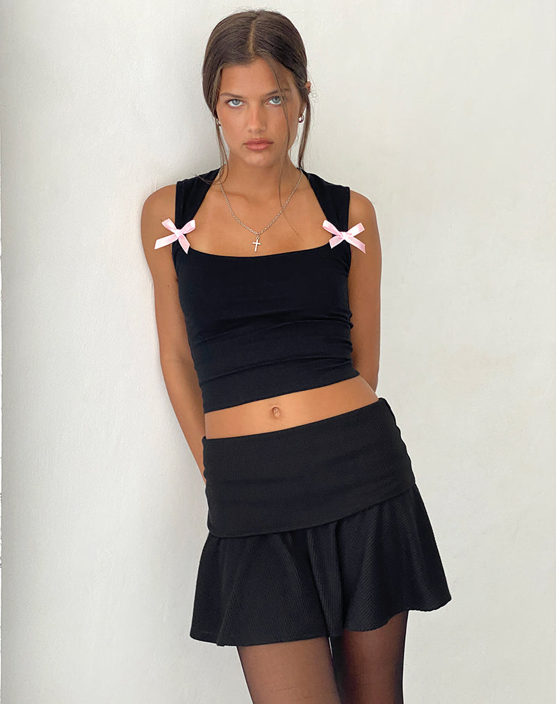 Imagen de Jiniso Crop top en negro con lazos rosas