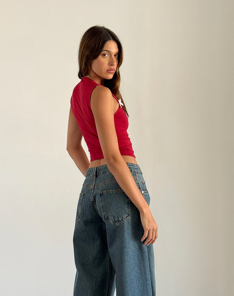 Imagen de Jiniso Crop Top en Rojo Adrenalina con Lazos Rosas