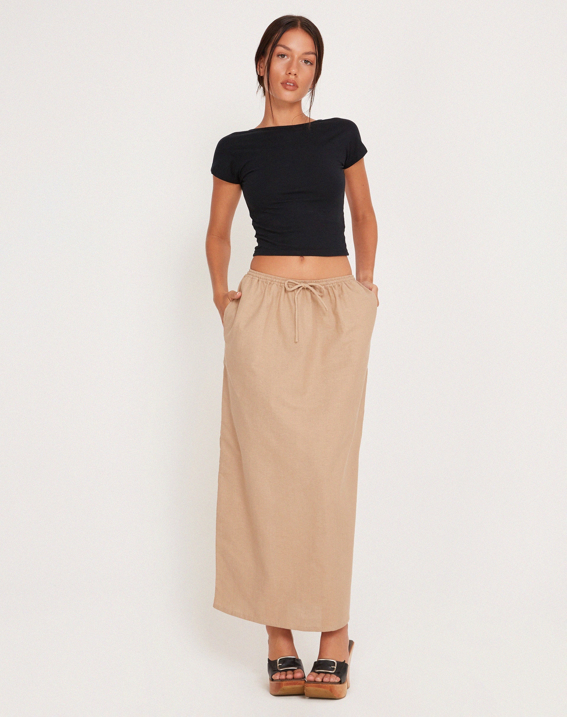 imagen de MOTEL X JACQUIE Joelene Tie Waist Maxi Skirt in Light Taupe